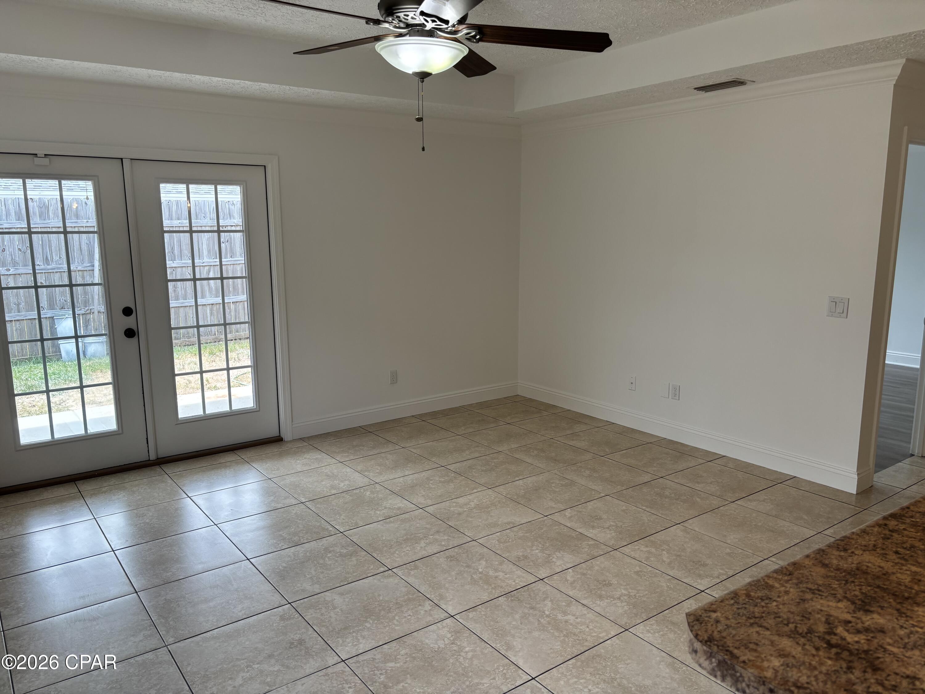 Image 7 For 606 Diamonte Circle