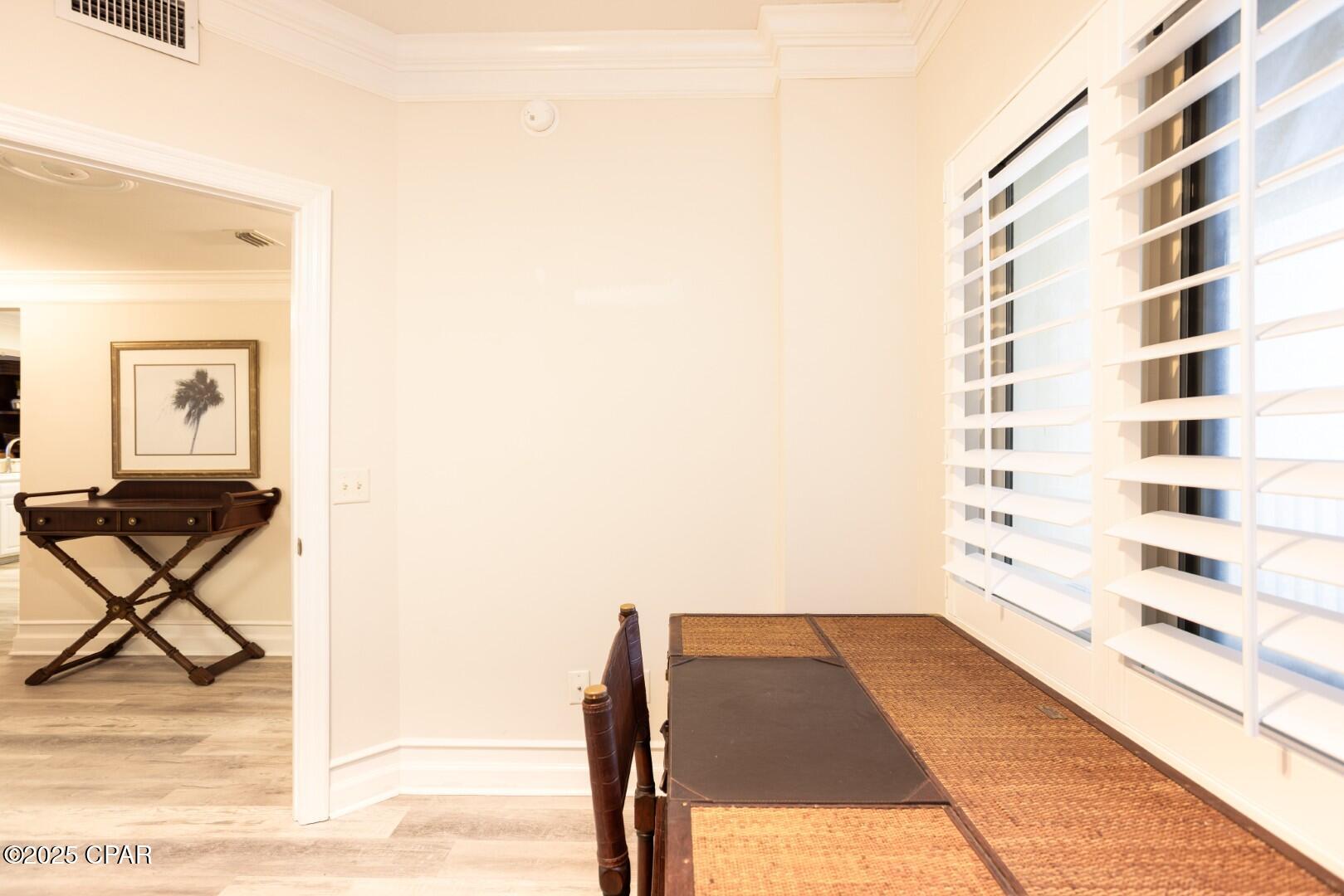 Image 20 For 8601 Surf Drive 6w