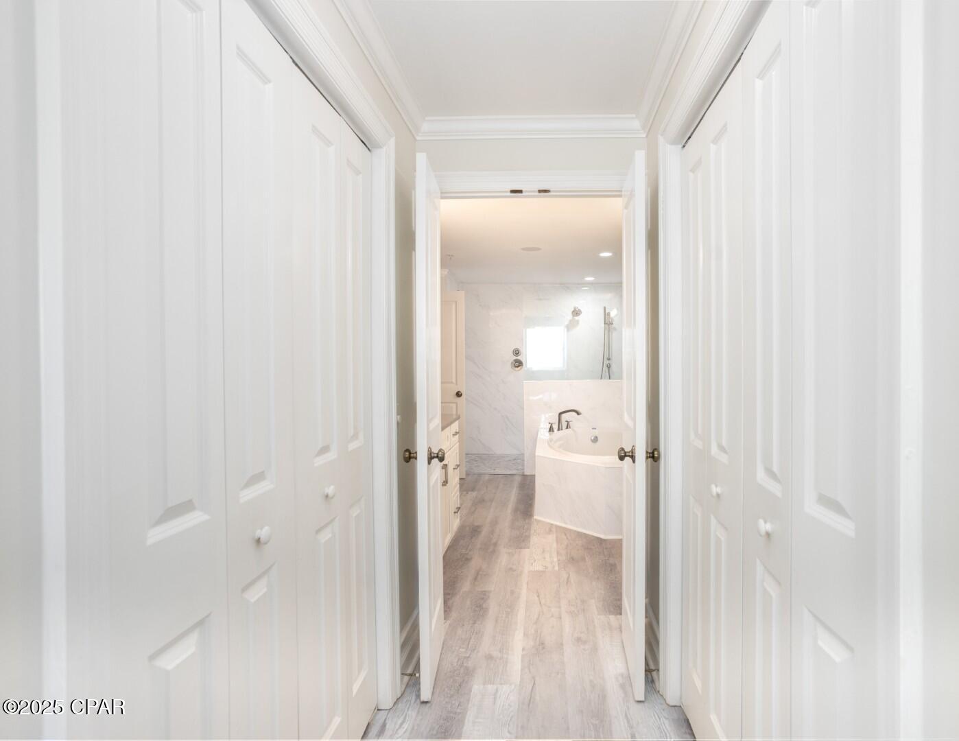 Image 9 For 8601 Surf Drive 6w