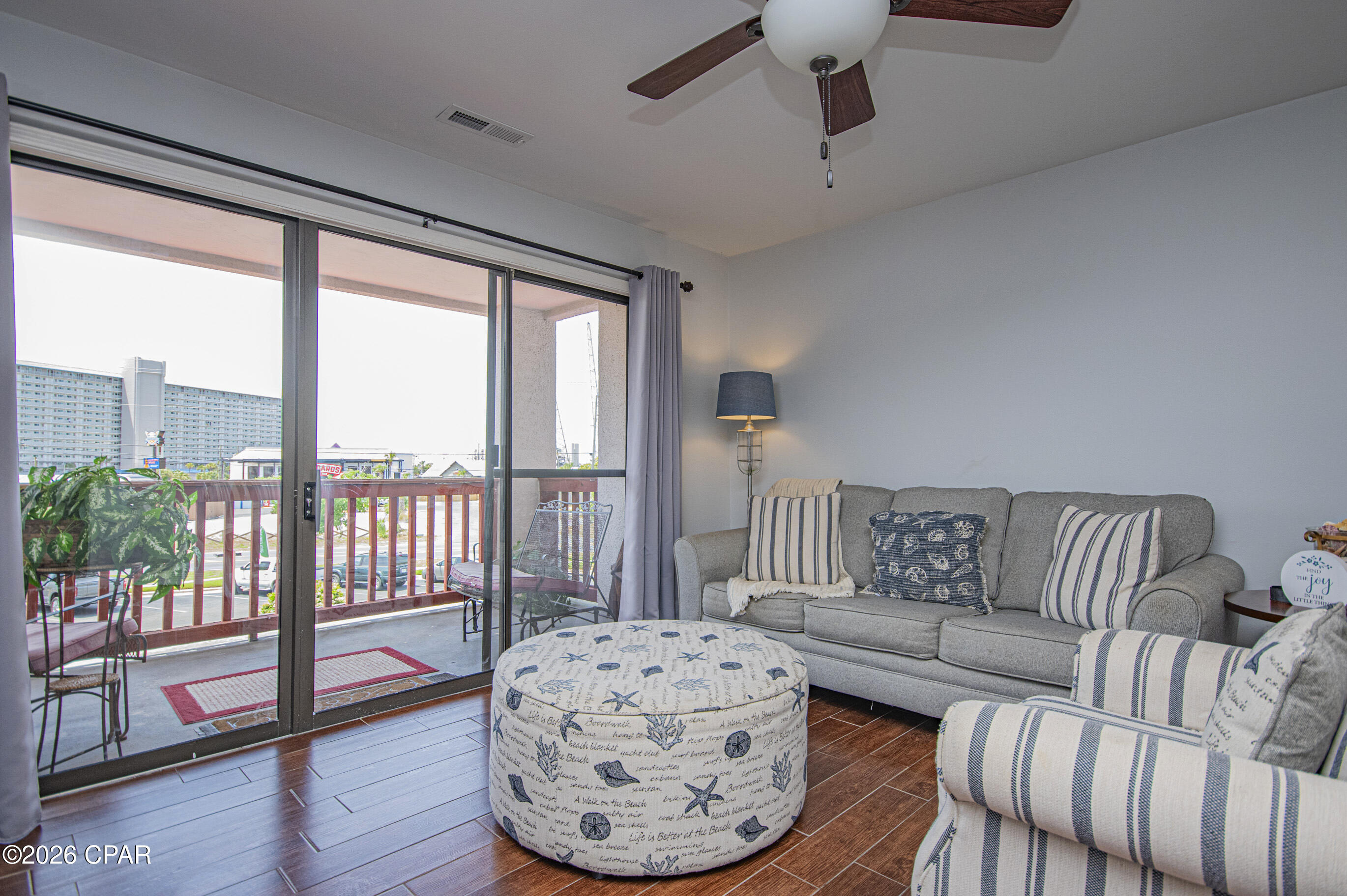 Image 25 For 8730 Thomas Drive 1207b