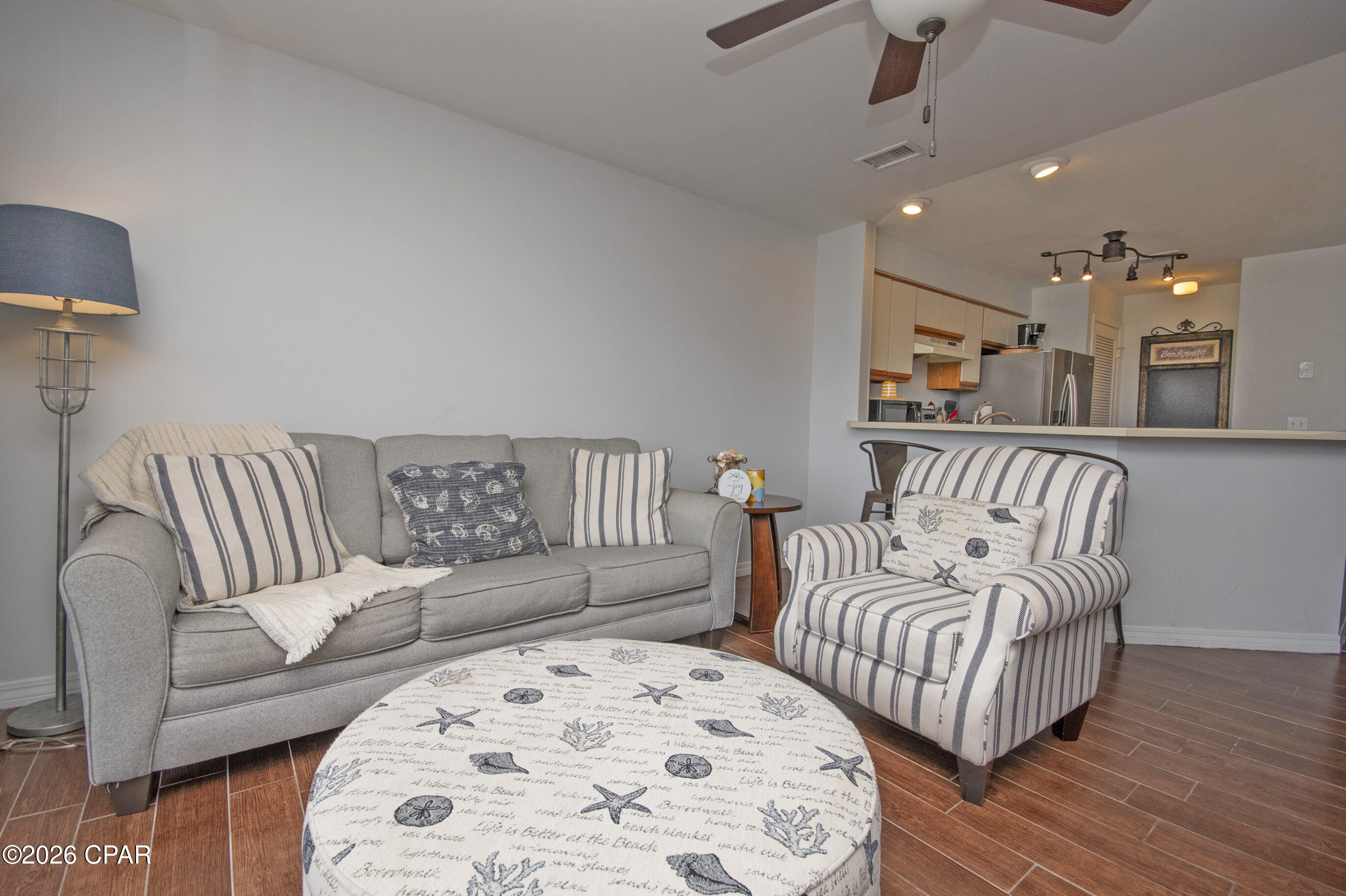 Image 30 For 8730 Thomas Drive 1207b