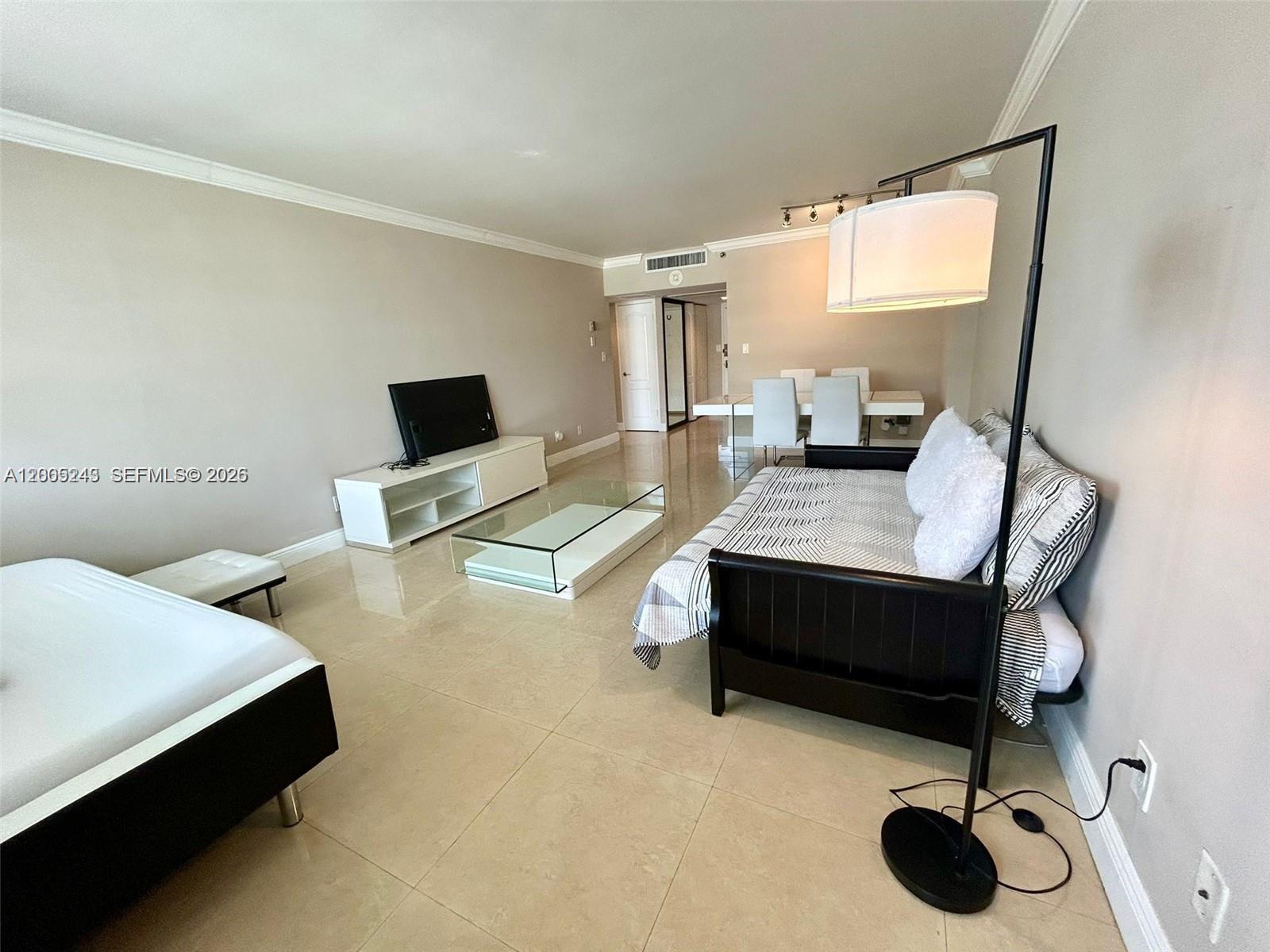 The Decoplage Condo