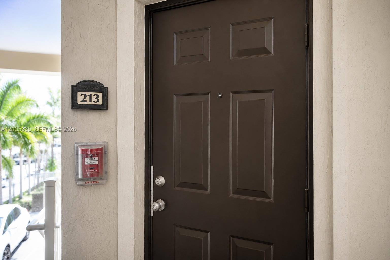 St Mortiz At Doral Condo