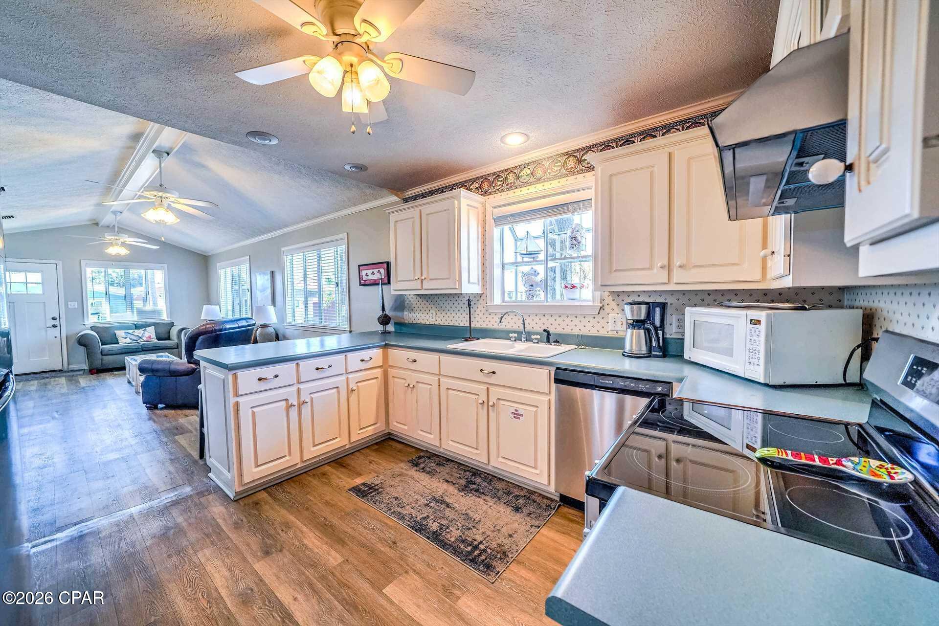 Image 11 For 359 Amberjack Drive