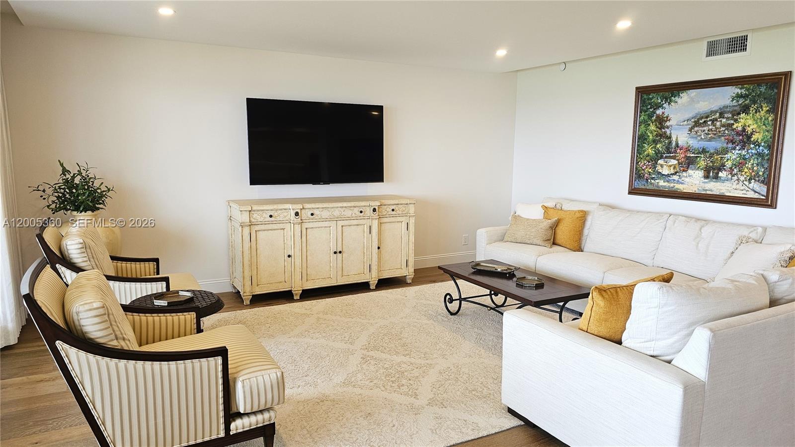 Property photo # 8