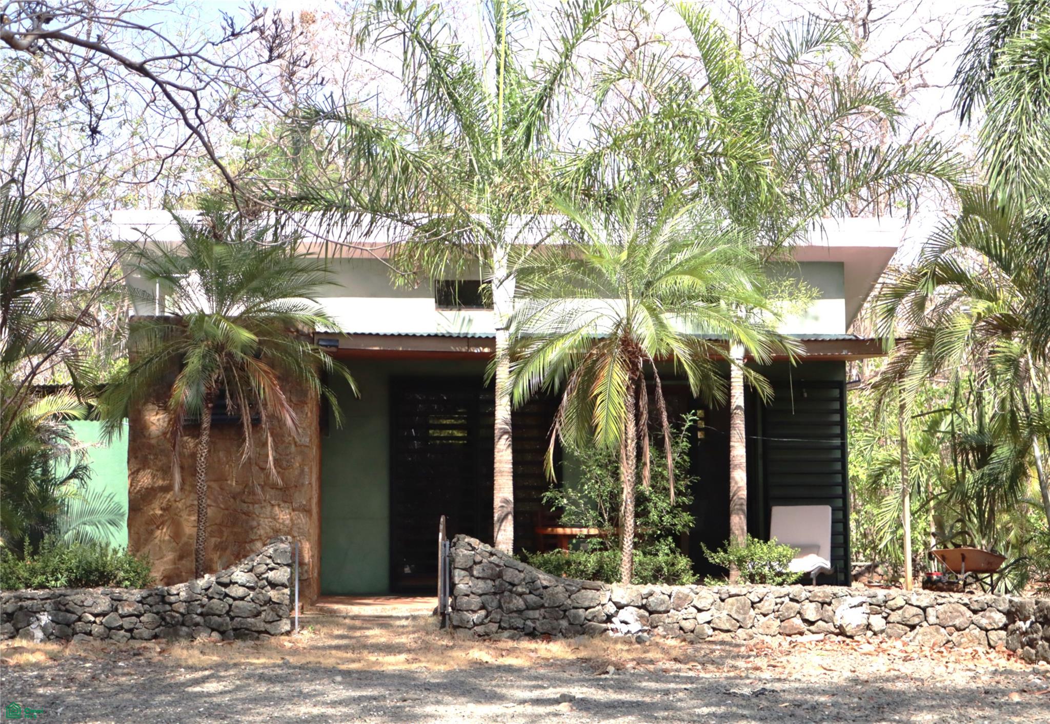 Casa Bosque in Playa Negra