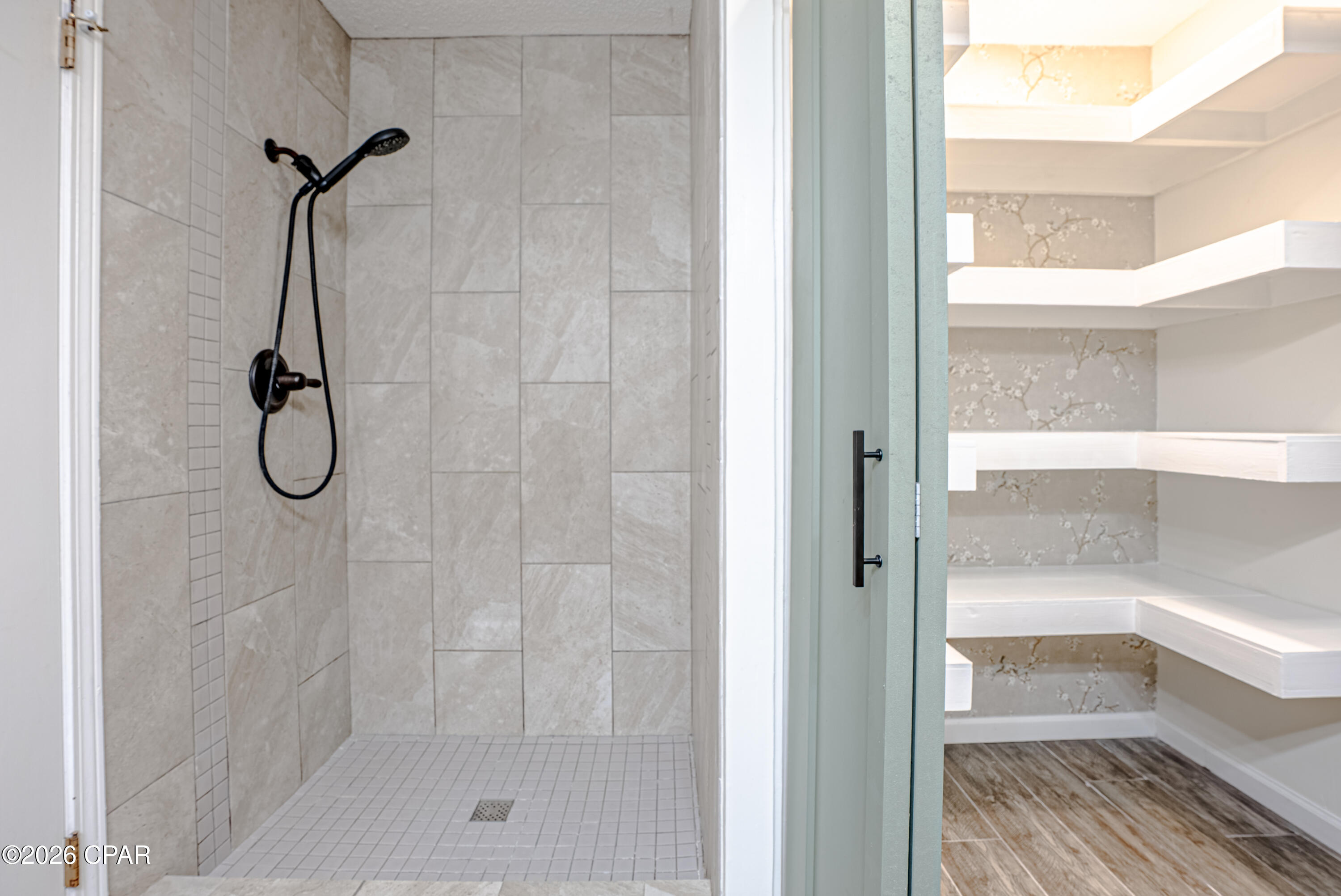 Image 30 For 1918 Country Club Drive