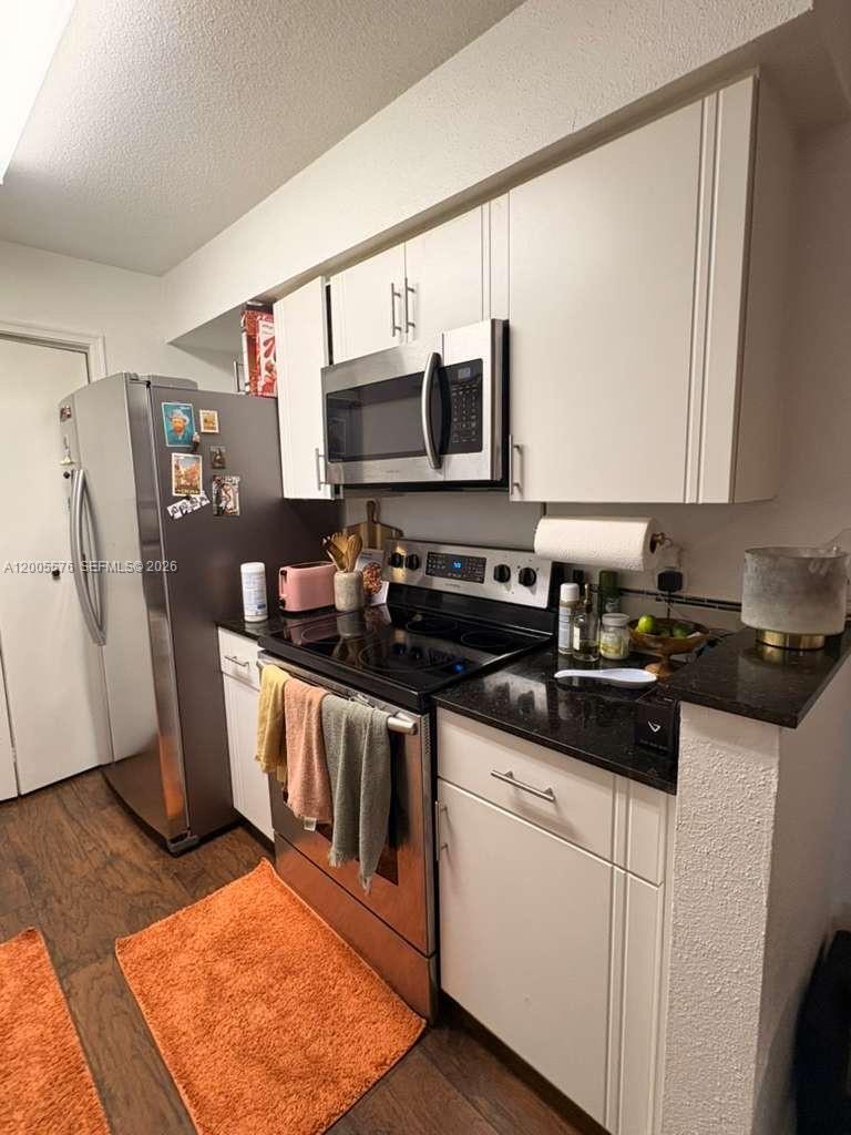 Savannah At Riverside Con