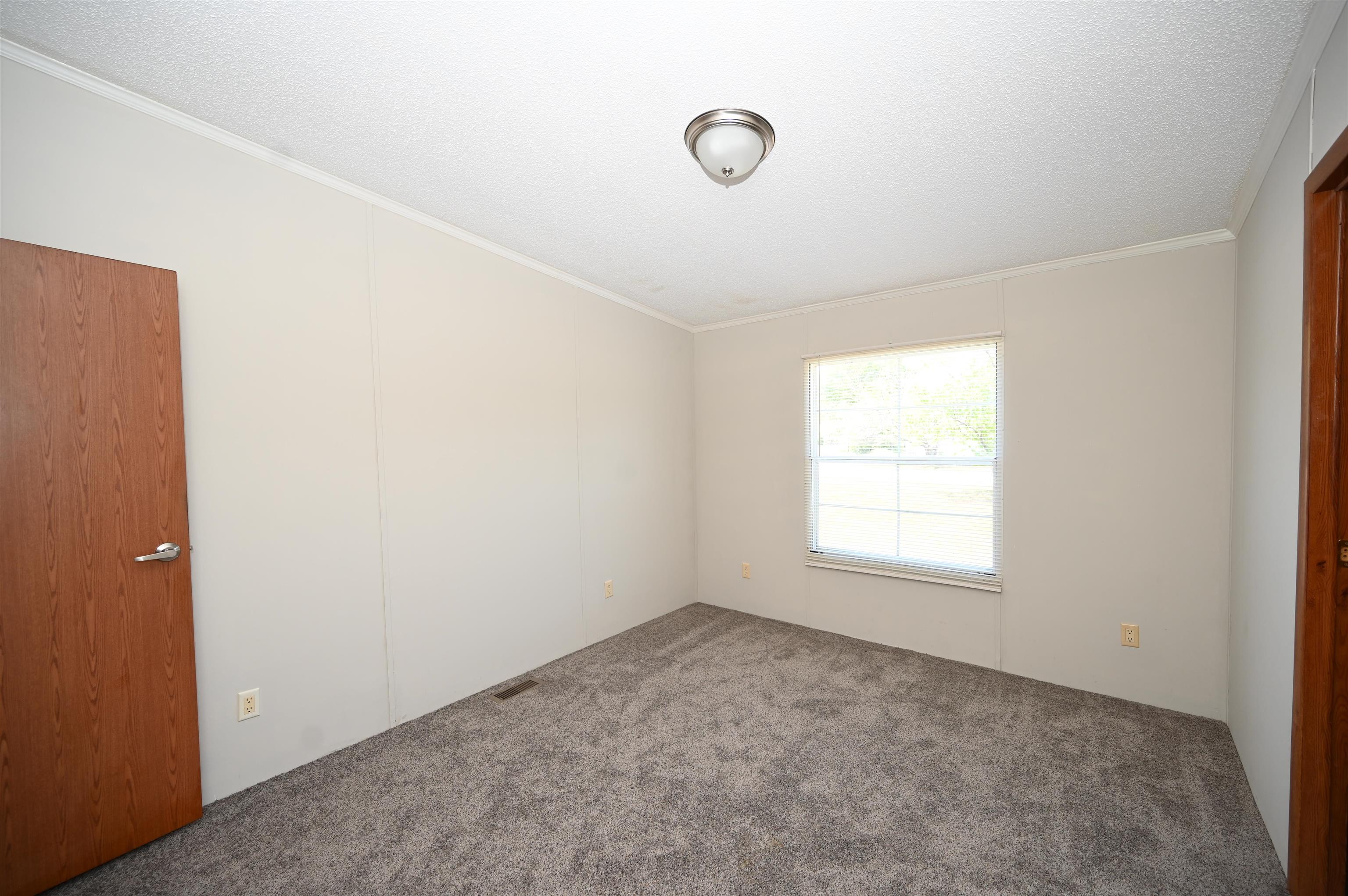 2610370 | Photo 24