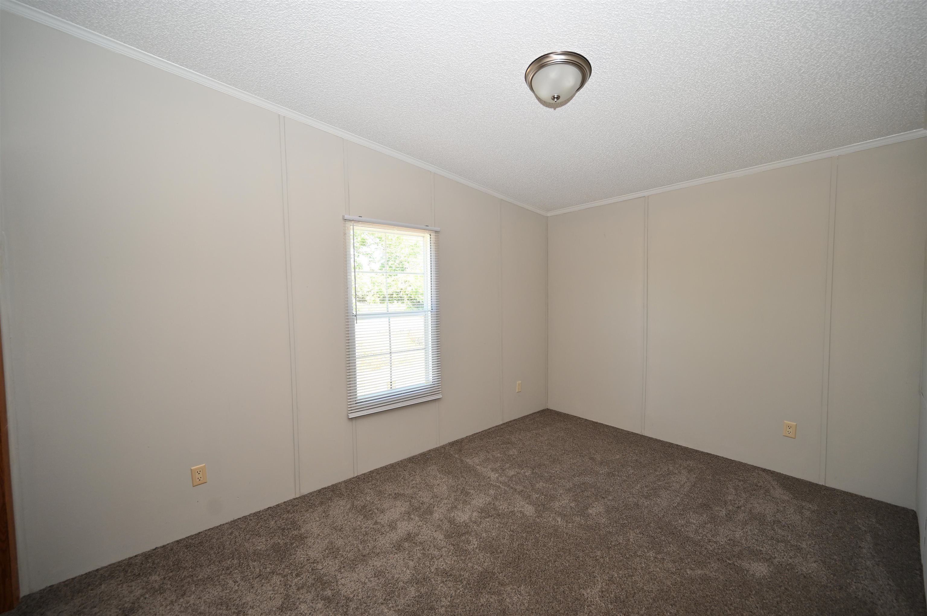 2610370 | Photo 26
