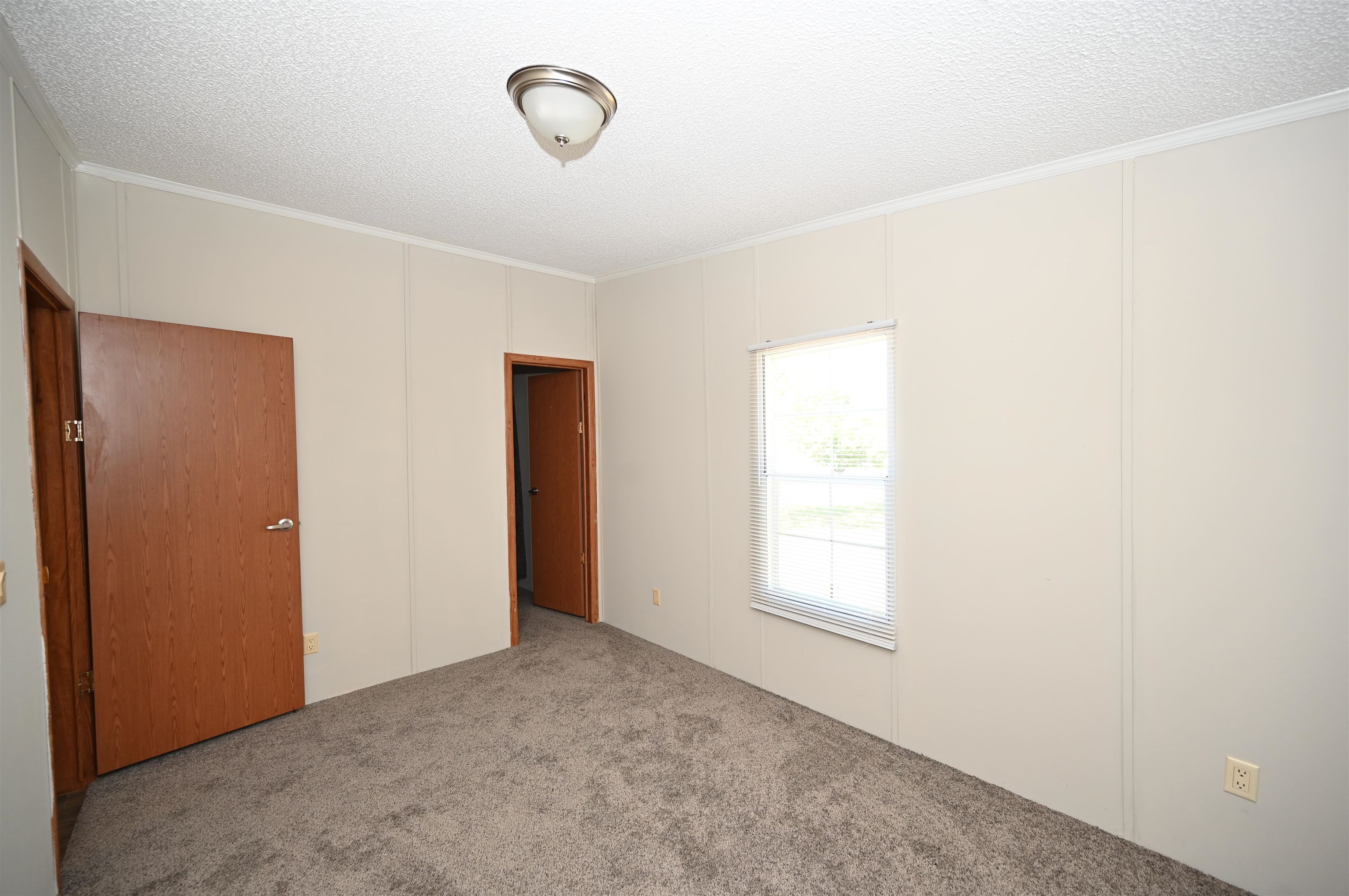 2610370 | Photo 27