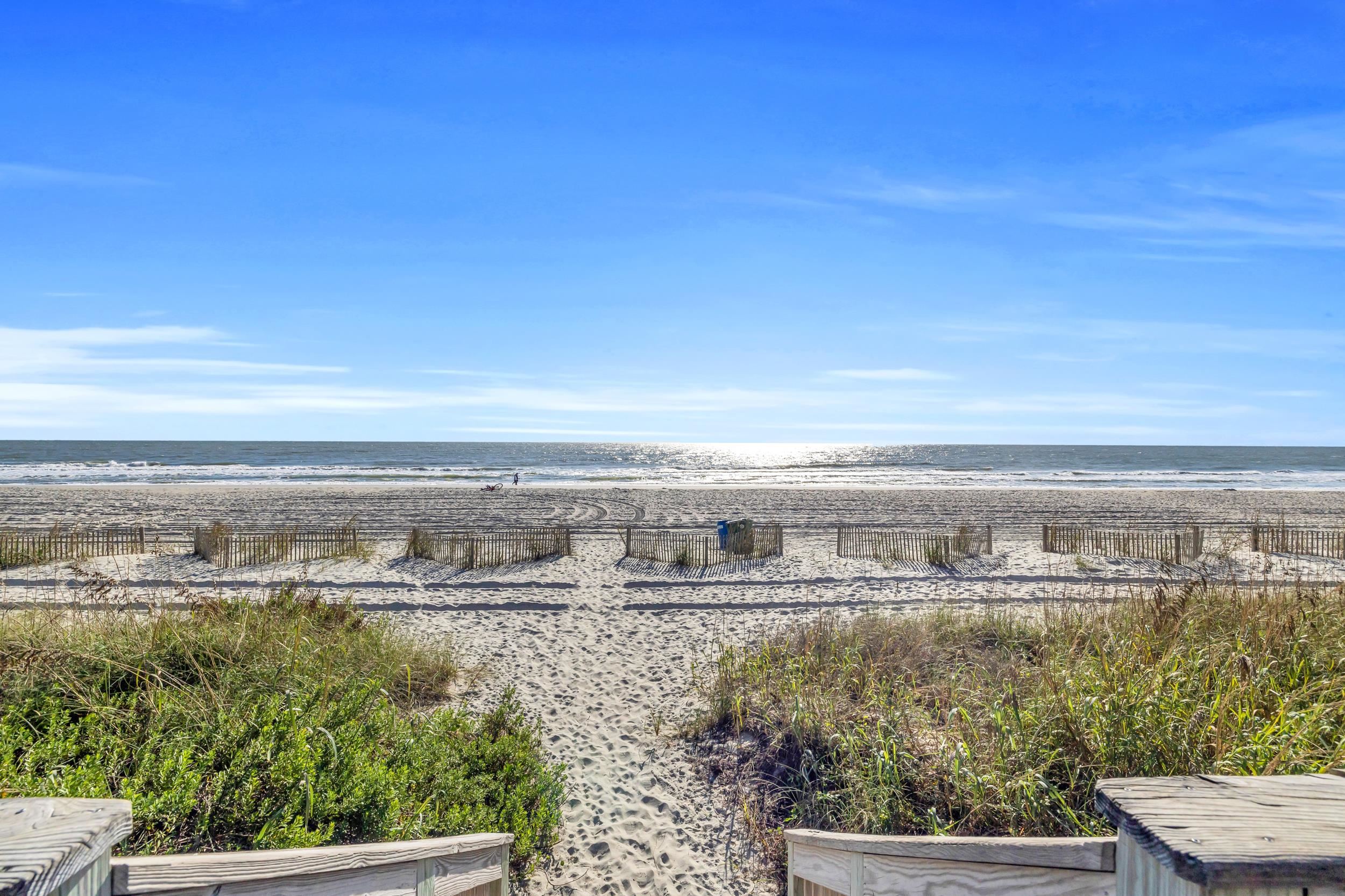 2610404 | Photo 30