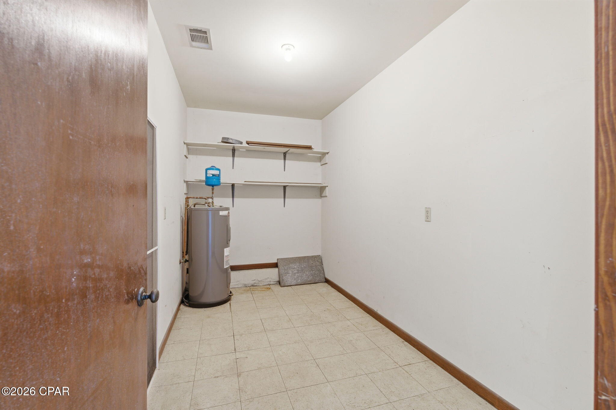 Image 23 For 320 Alexander Drive