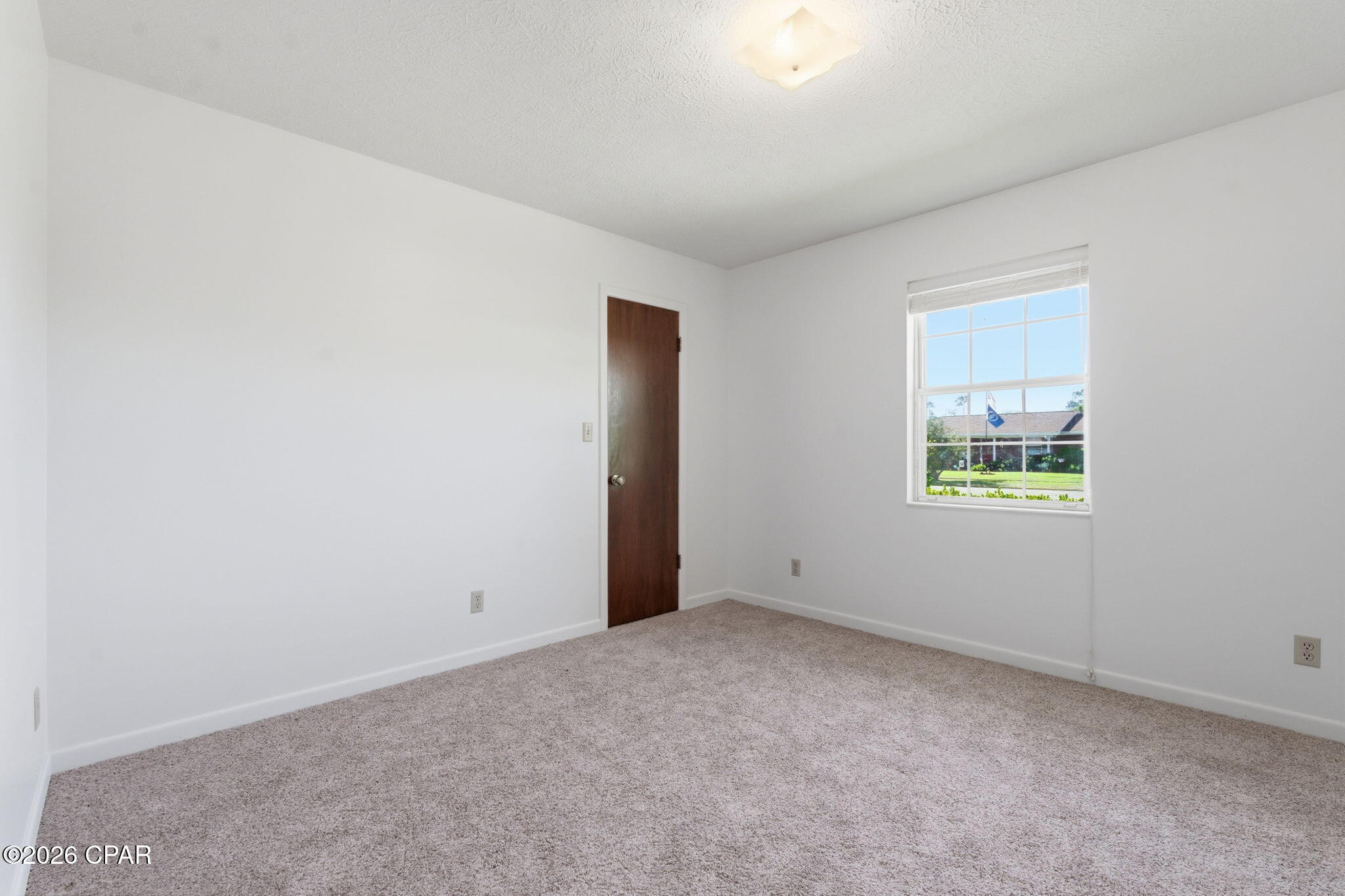 Image 28 For 320 Alexander Drive