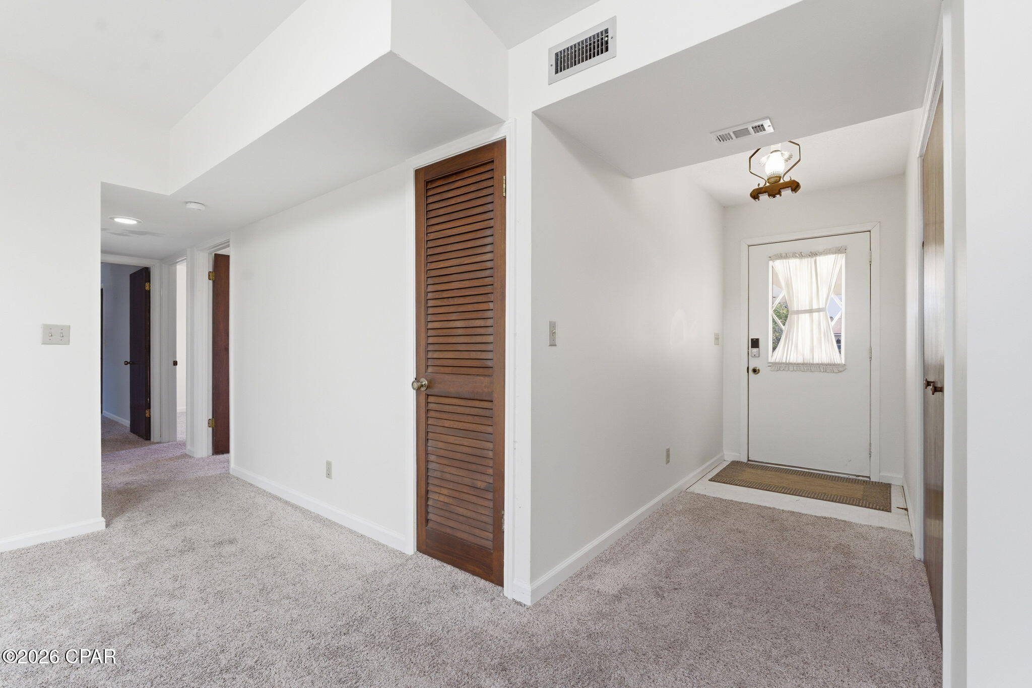 Image 7 For 320 Alexander Drive