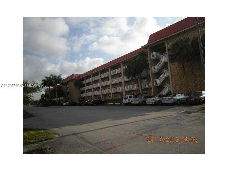 La Salle Park Condo