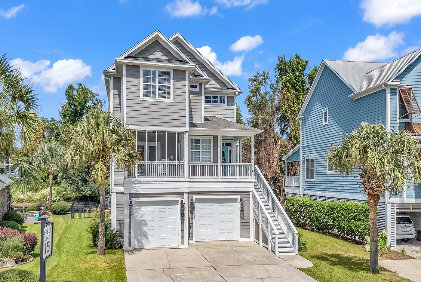 6 Cottage Dr.