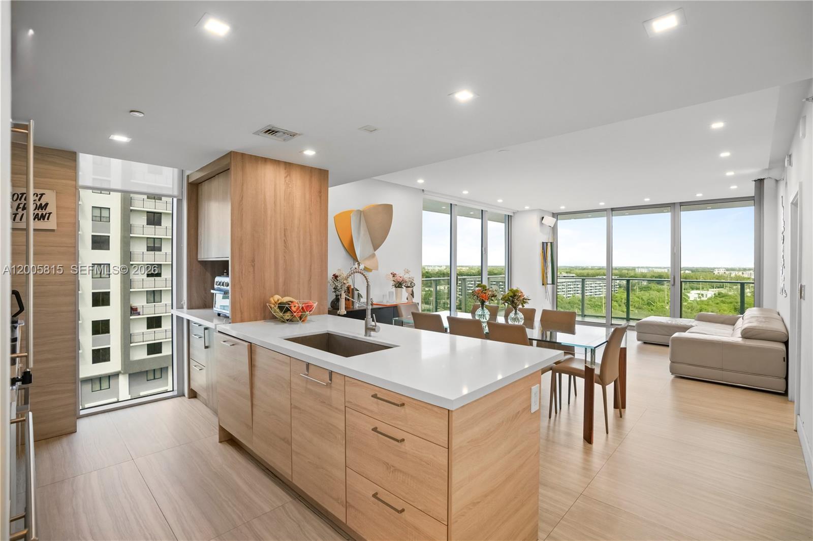 The Harbour North Condo