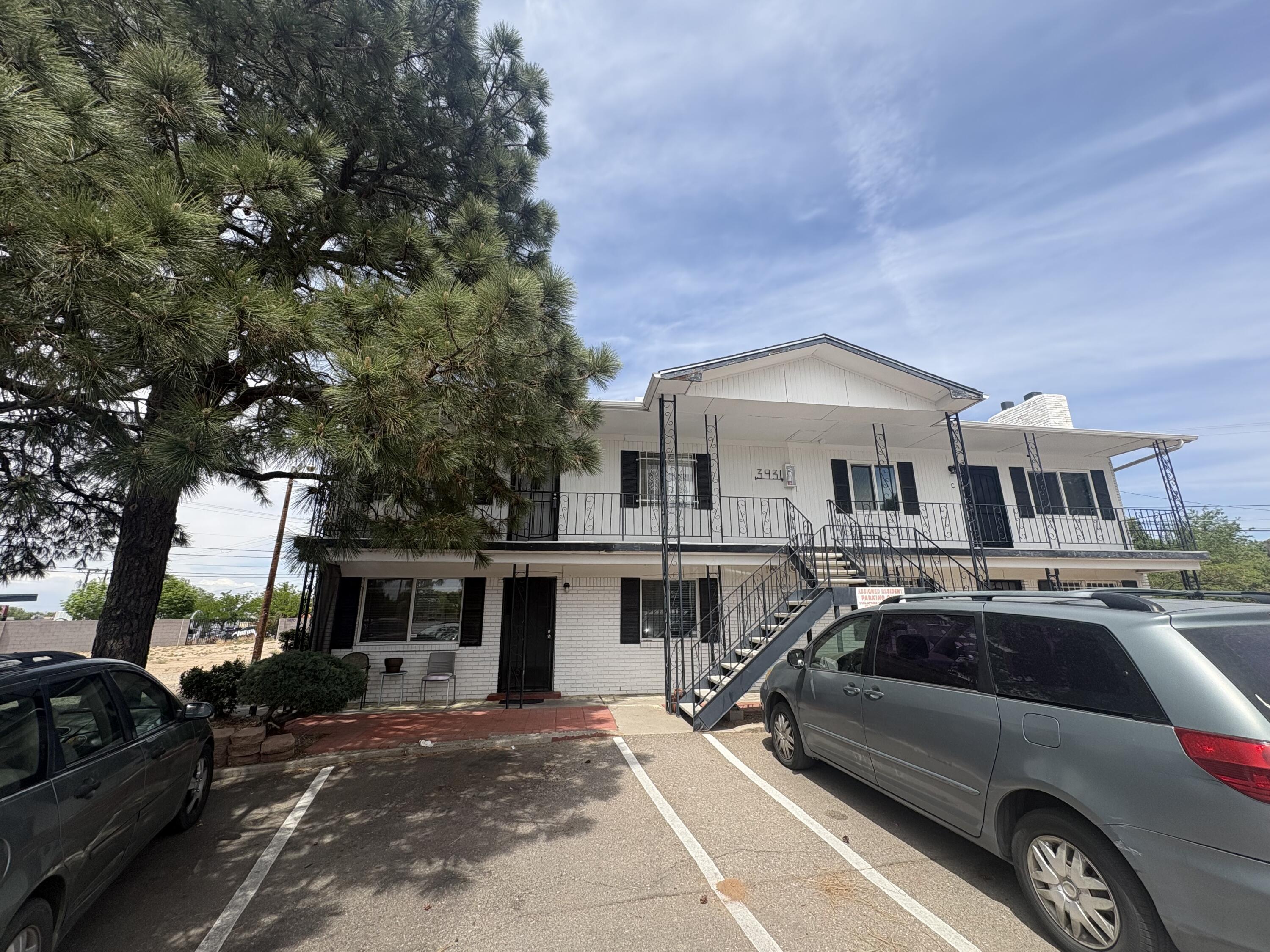 Homes for sale in Albuquerque, NM | 3931 Ortiz Ct Ne #APT B, Albuquerque, NM 87110 | MLS# 1102118