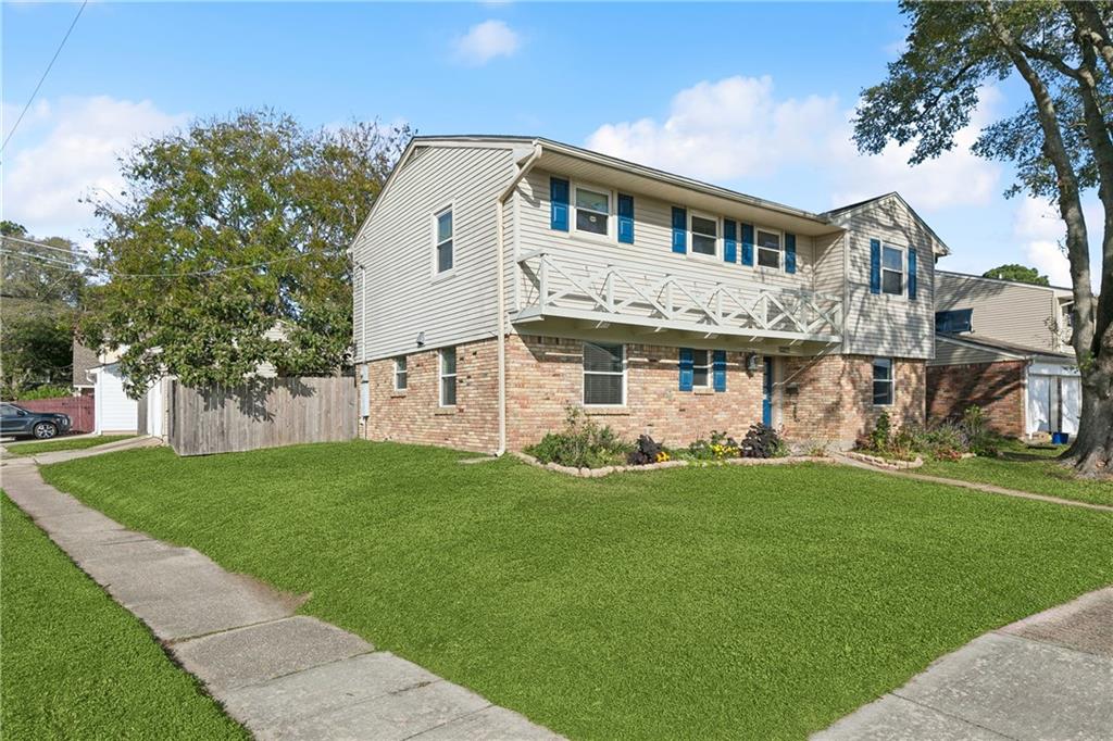 Homes for sale in Metairie, LA | 6909 Schouest St, Metairie, LA 70003 | MLS# 2554359