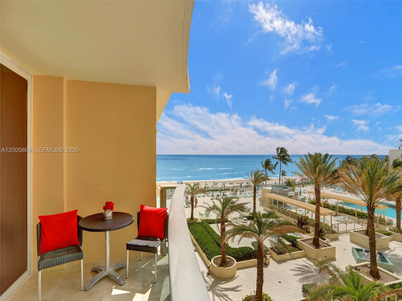 Wave Condo