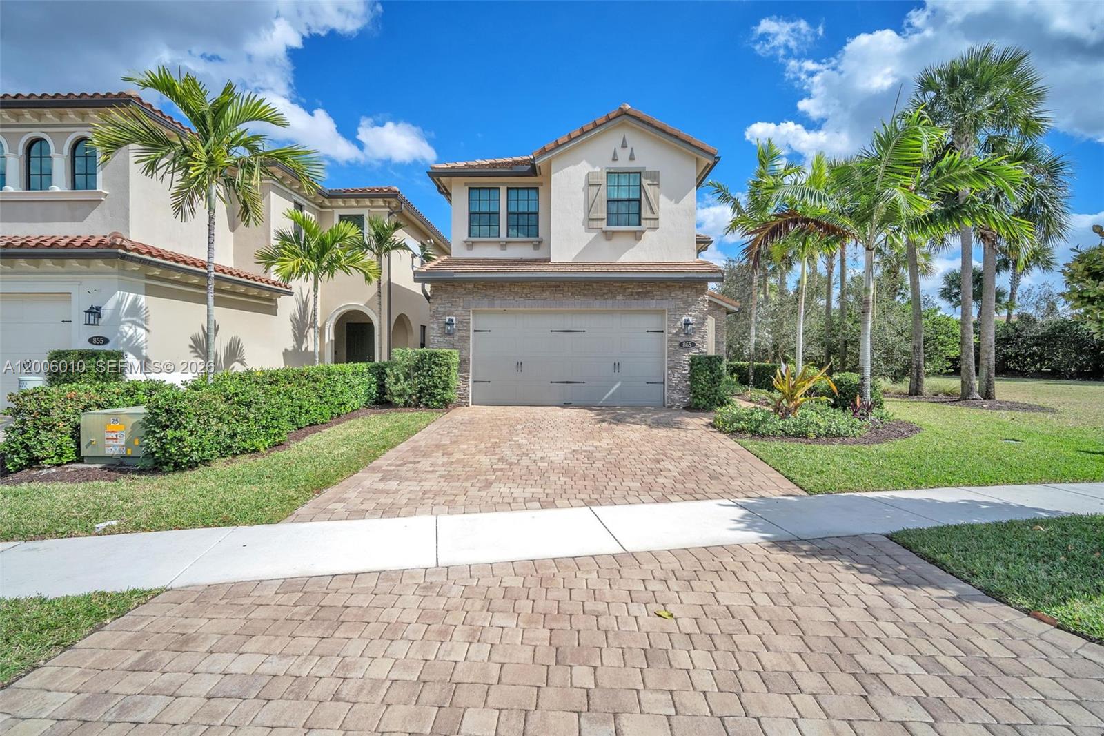Pembroke Lakes South