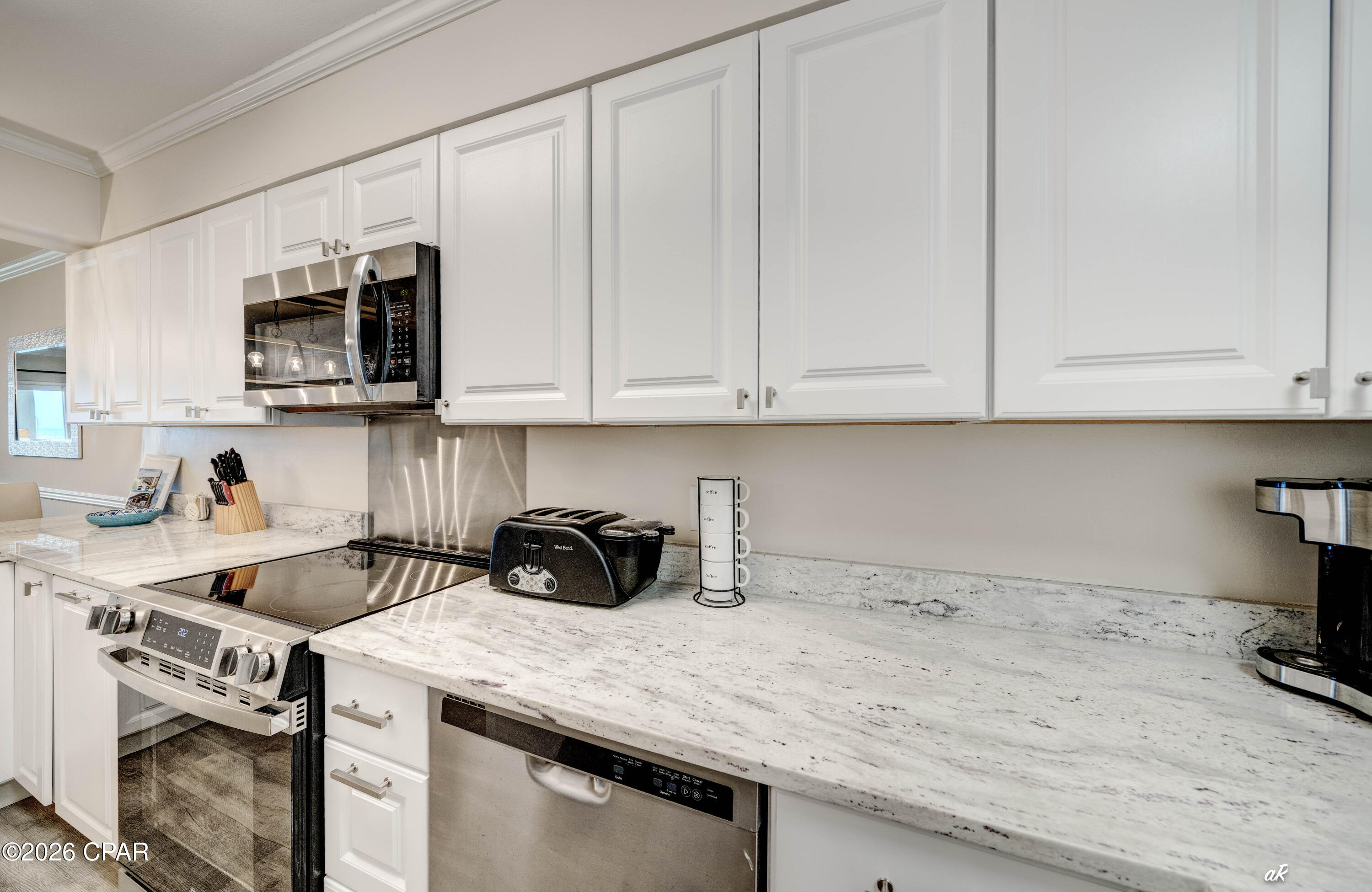 Image 10 For 5801 Thomas Drive 121