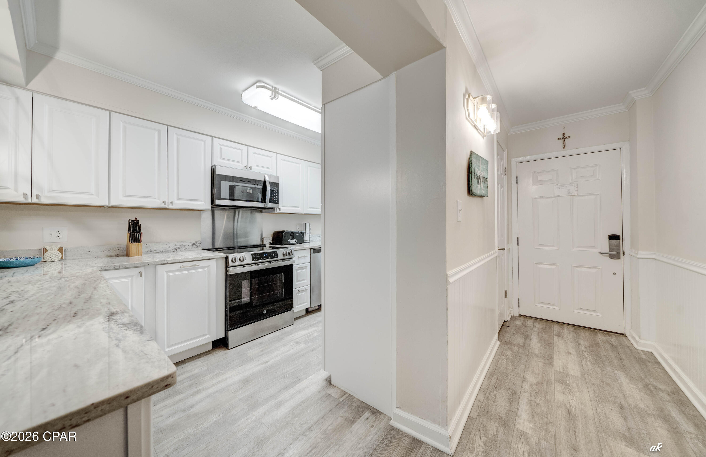 Image 4 For 5801 Thomas Drive 121