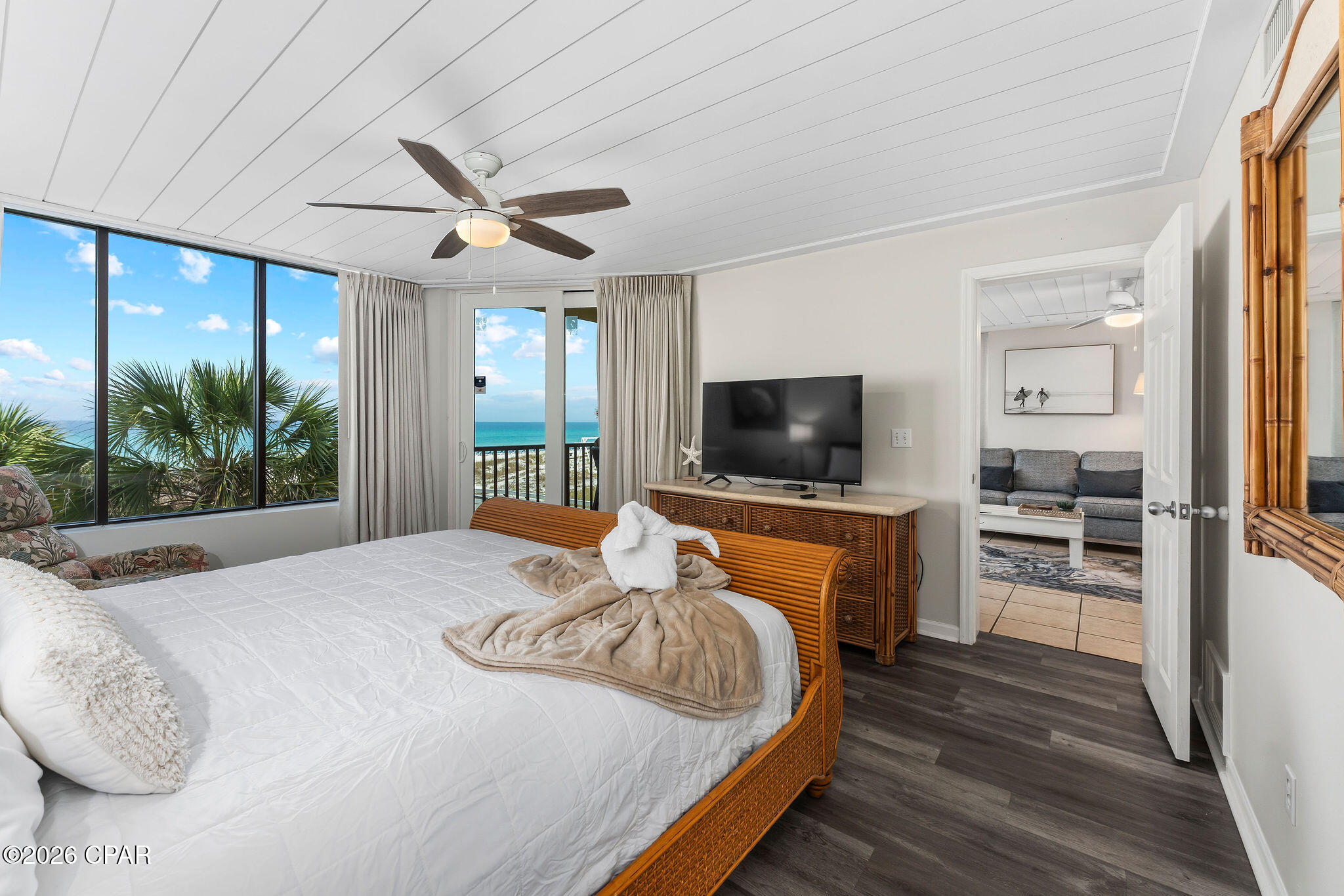Image 13 For 9812 Beach Boulevard D
