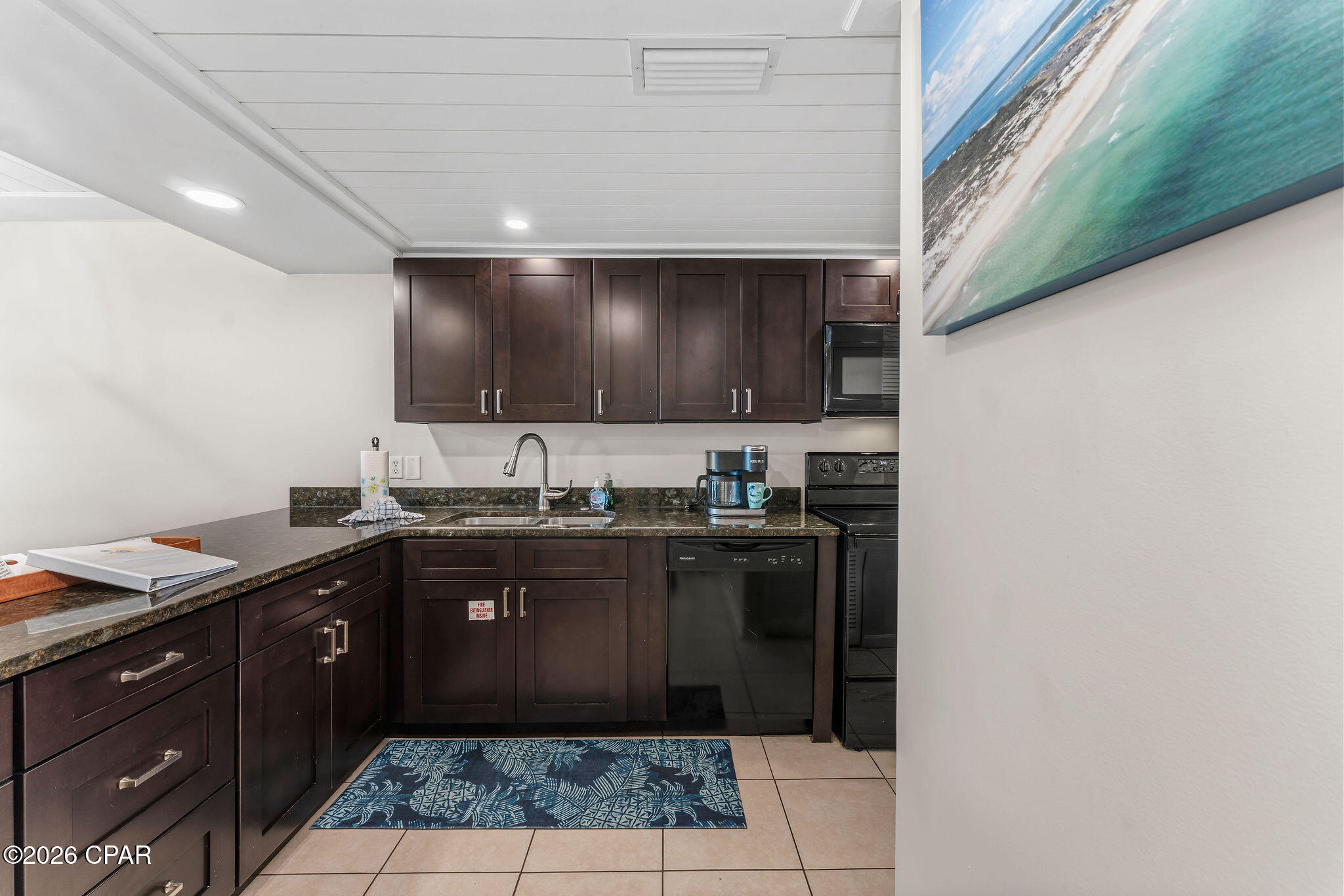 Image 8 For 9812 Beach Boulevard D