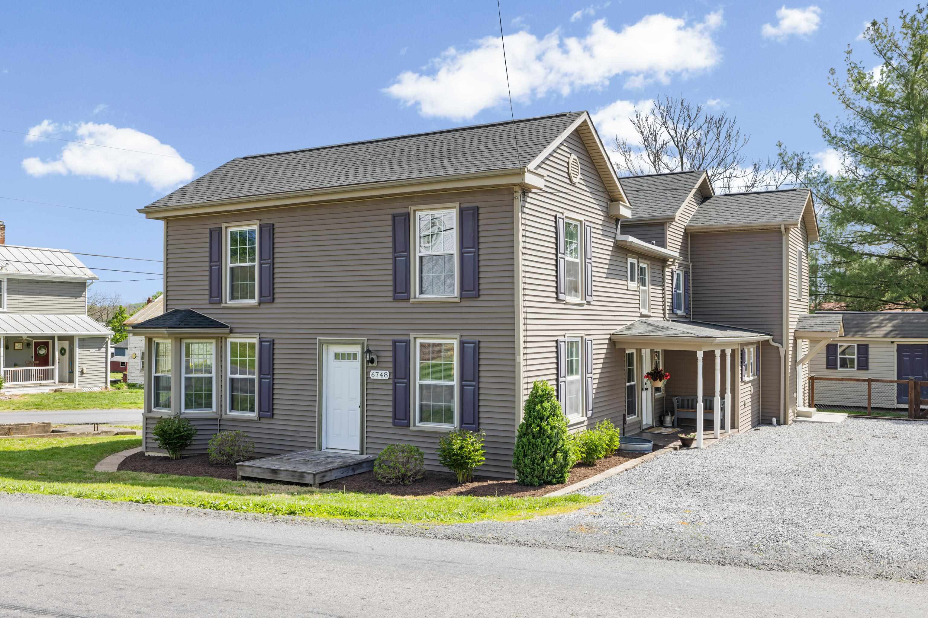 6748 SPRING CREEK RD exterior