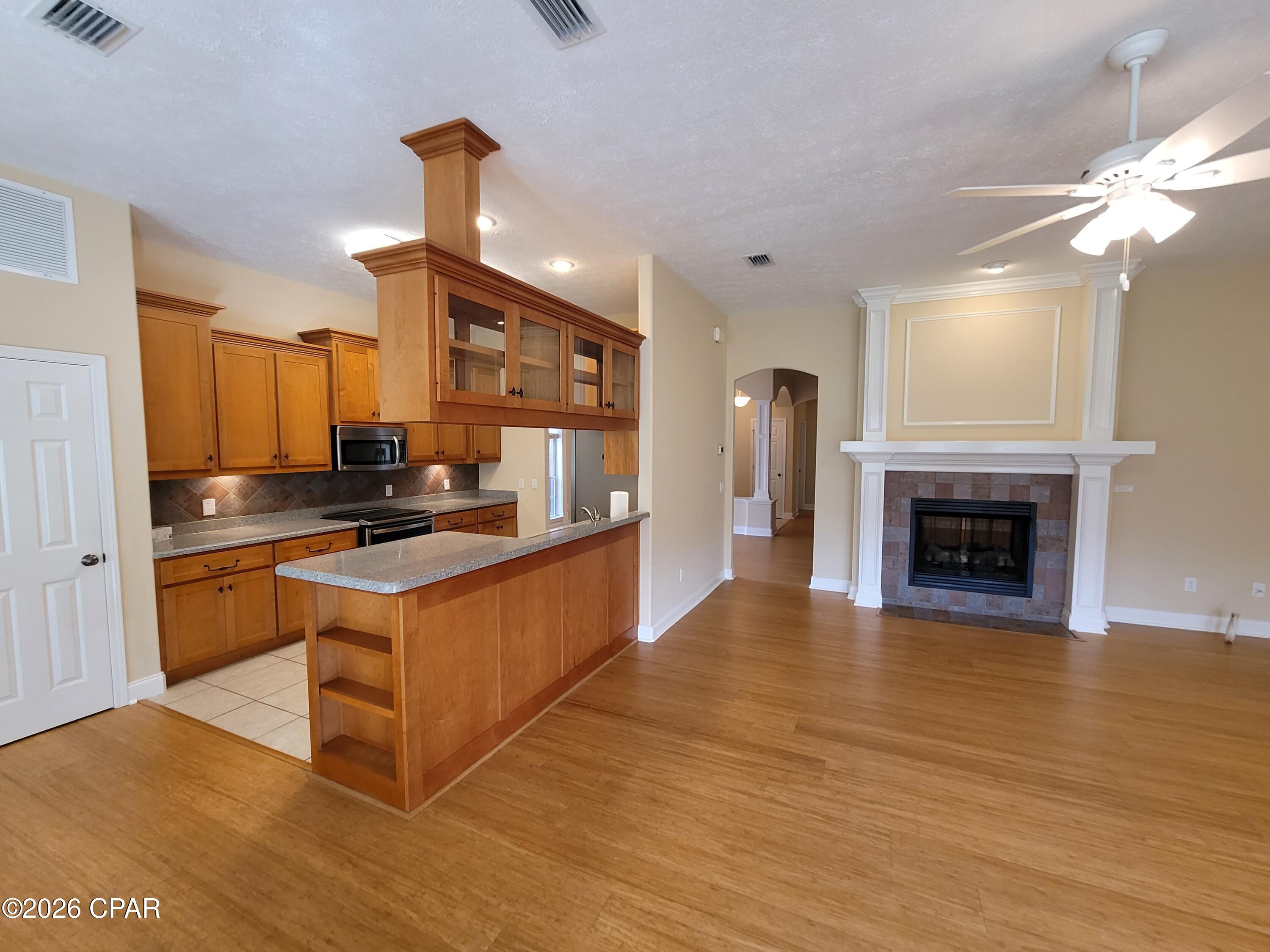 Image 11 For 103 Parkview Lane