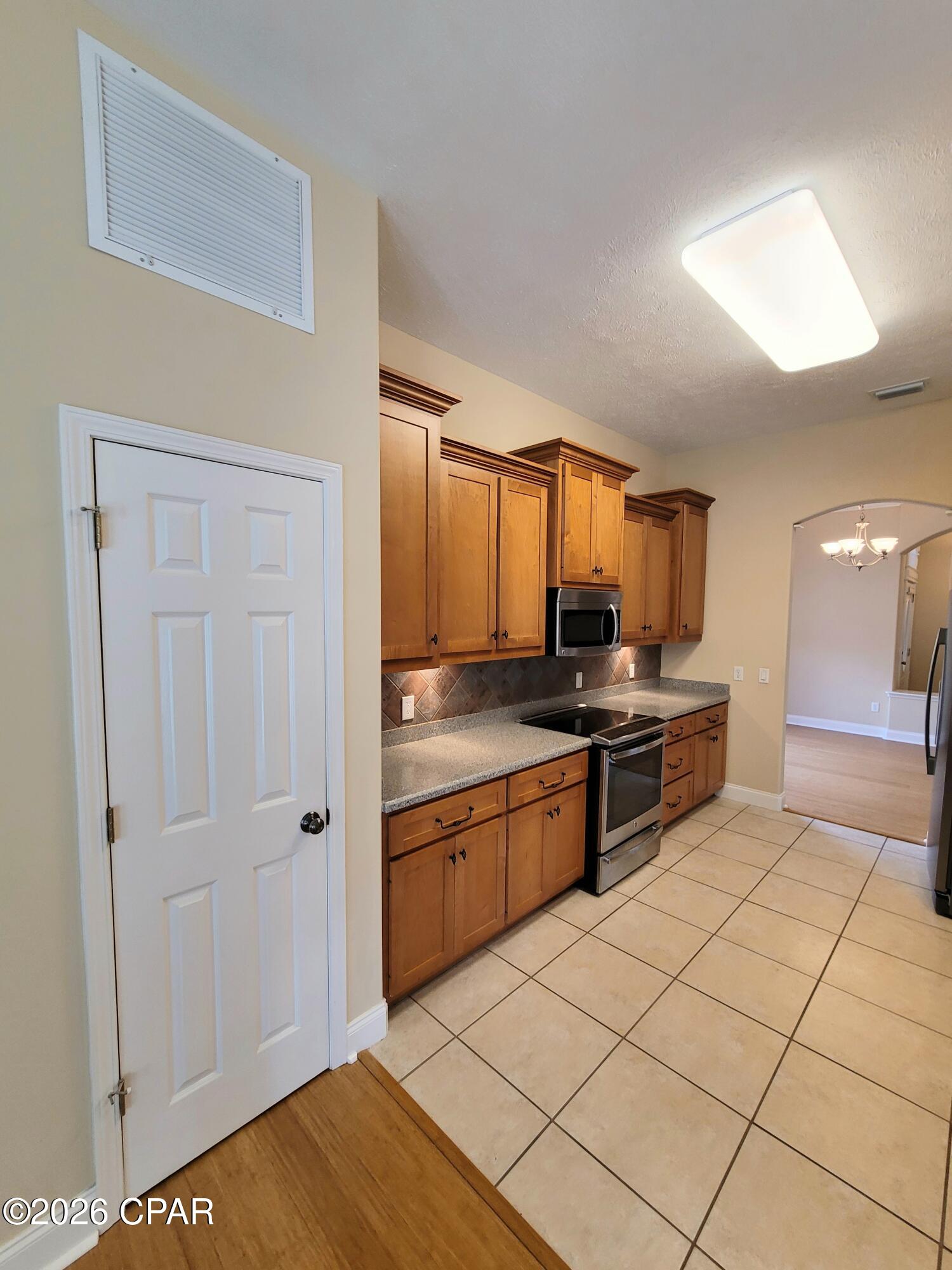 Image 15 For 103 Parkview Lane