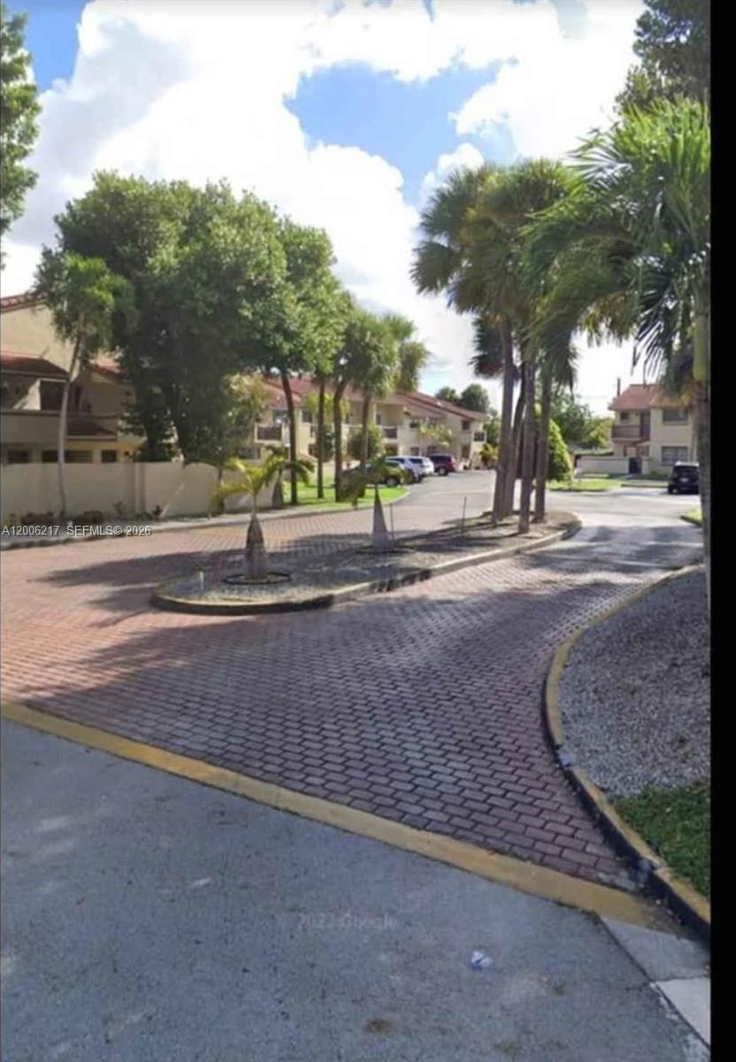 Property photo # 0