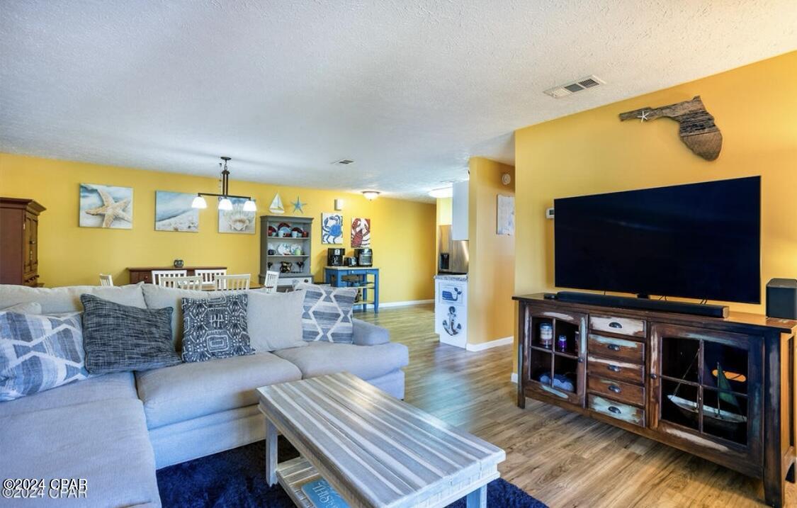 Image 6 For 7125 Lagoon Drive C
