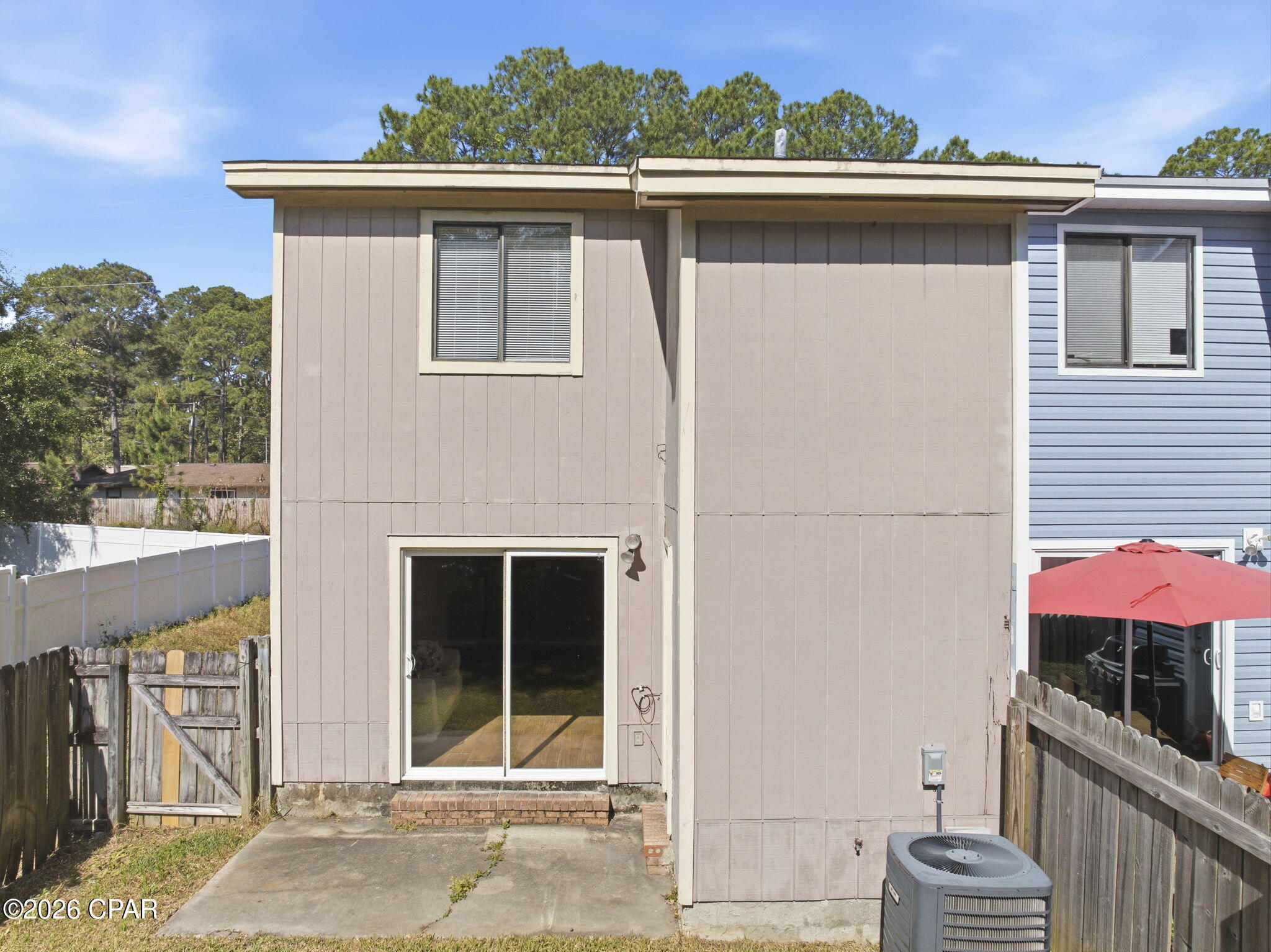 Image 12 For 1325 Green Acres Boulevard
