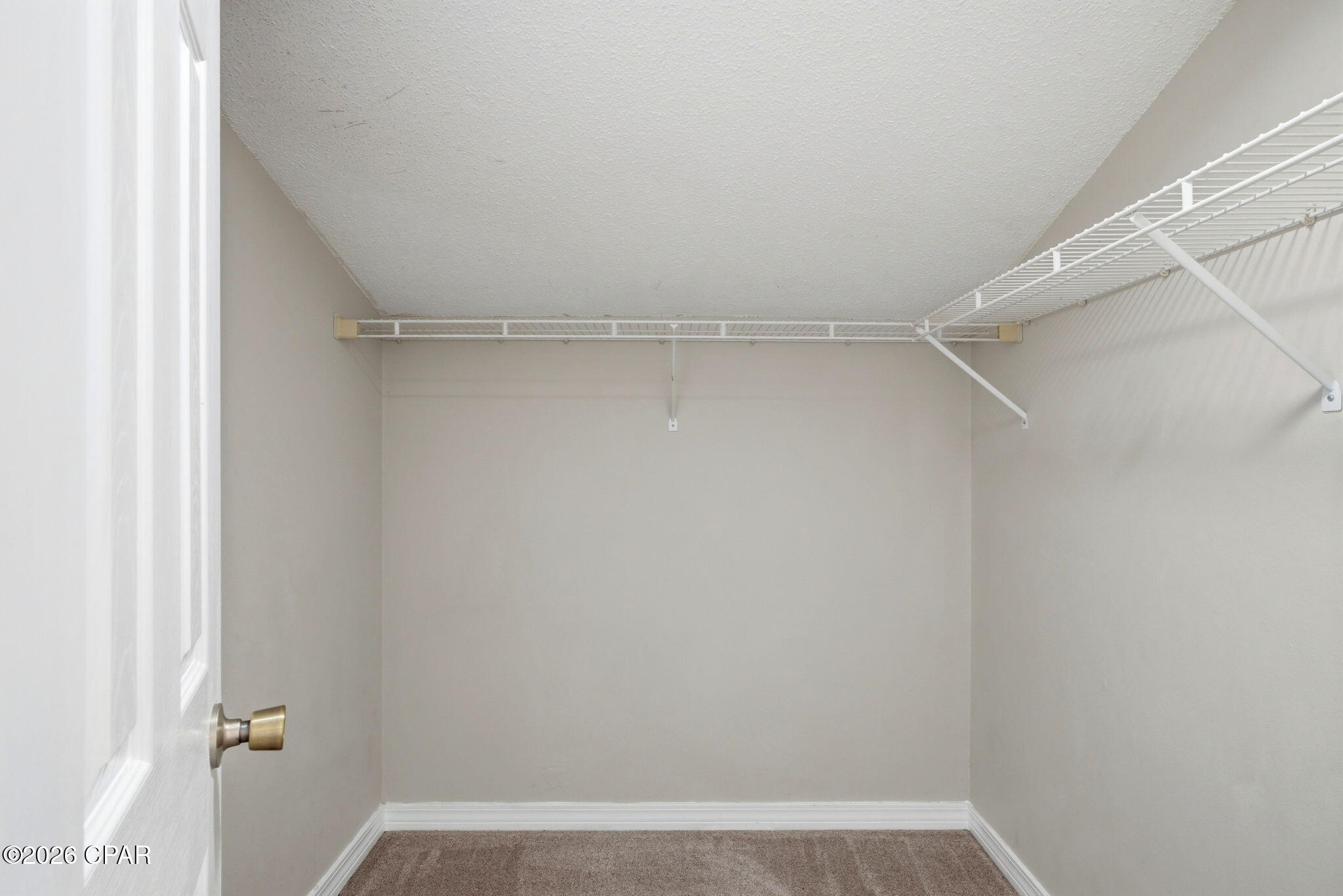 Image 15 For 1325 Green Acres Boulevard