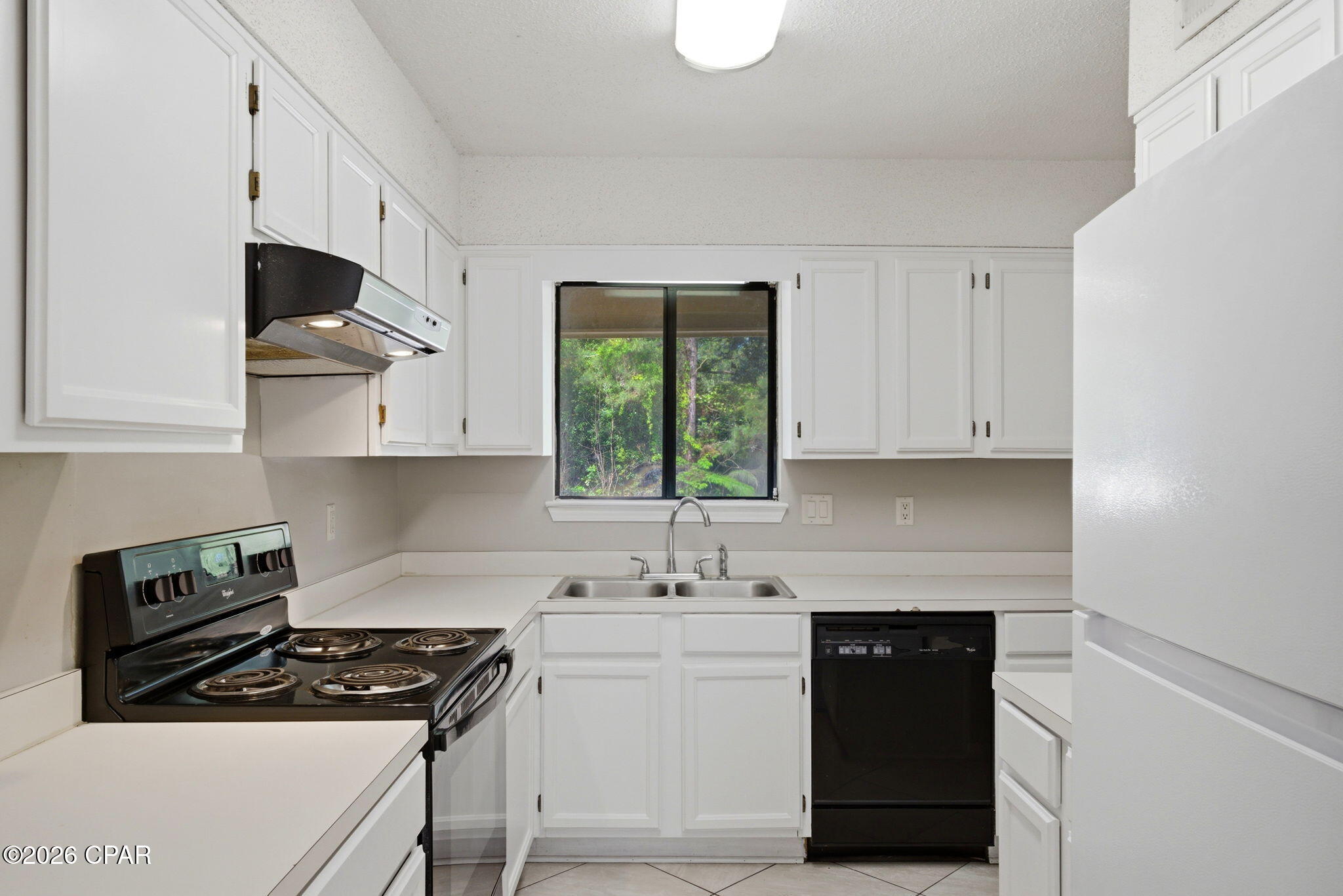 Image 7 For 1325 Green Acres Boulevard