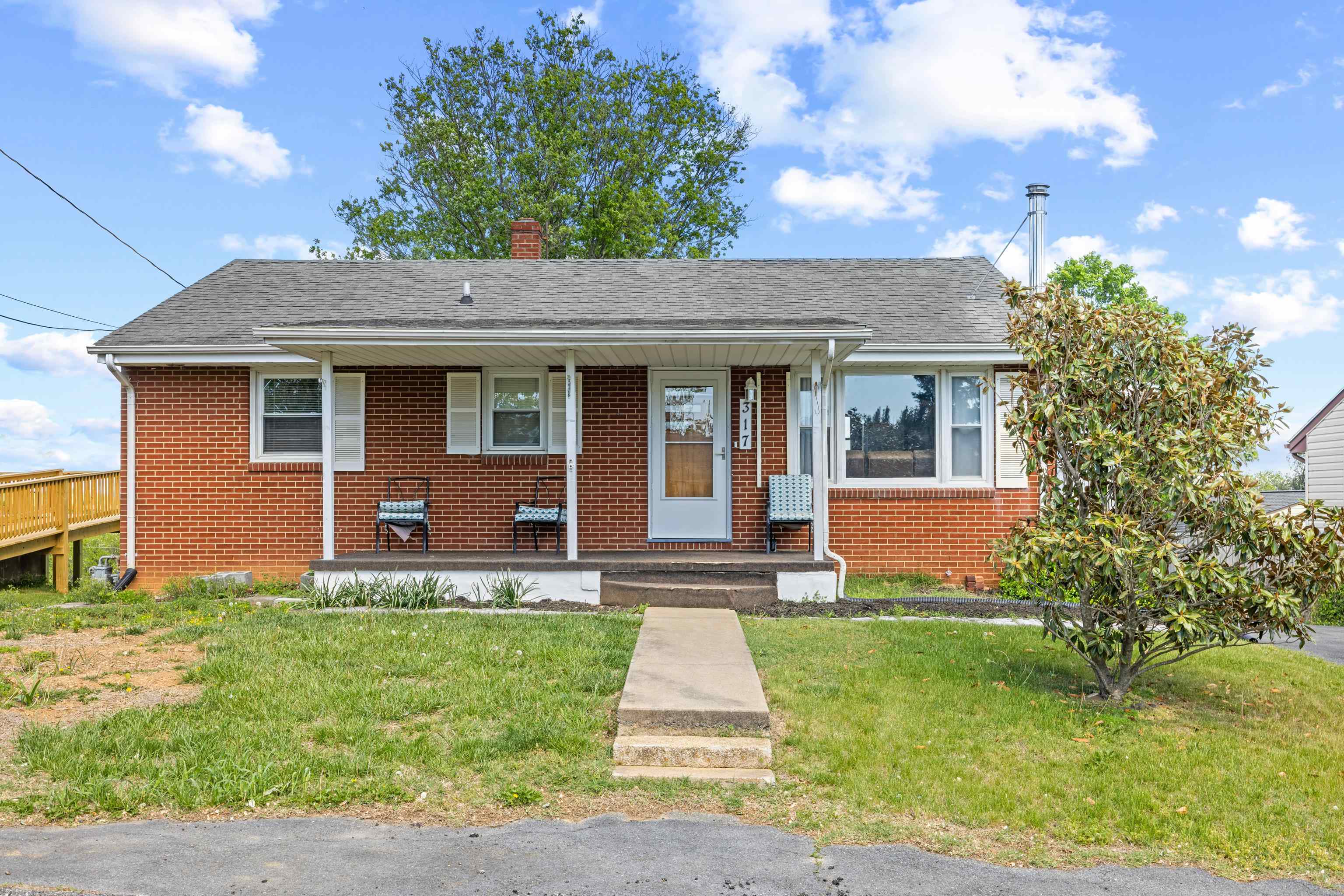 317 RIDGE RD exterior