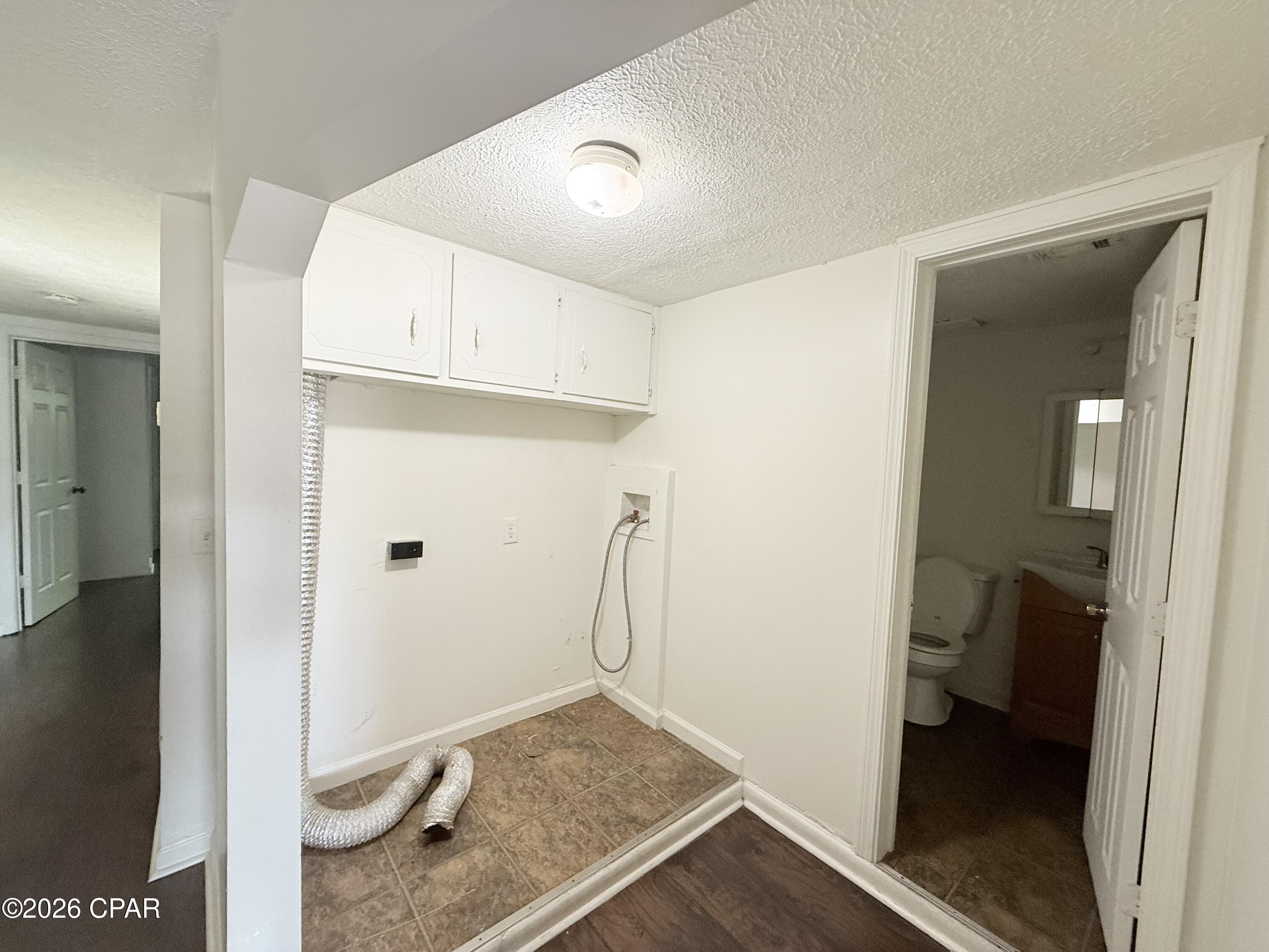 Image 8 For 237 Helen Avenue A