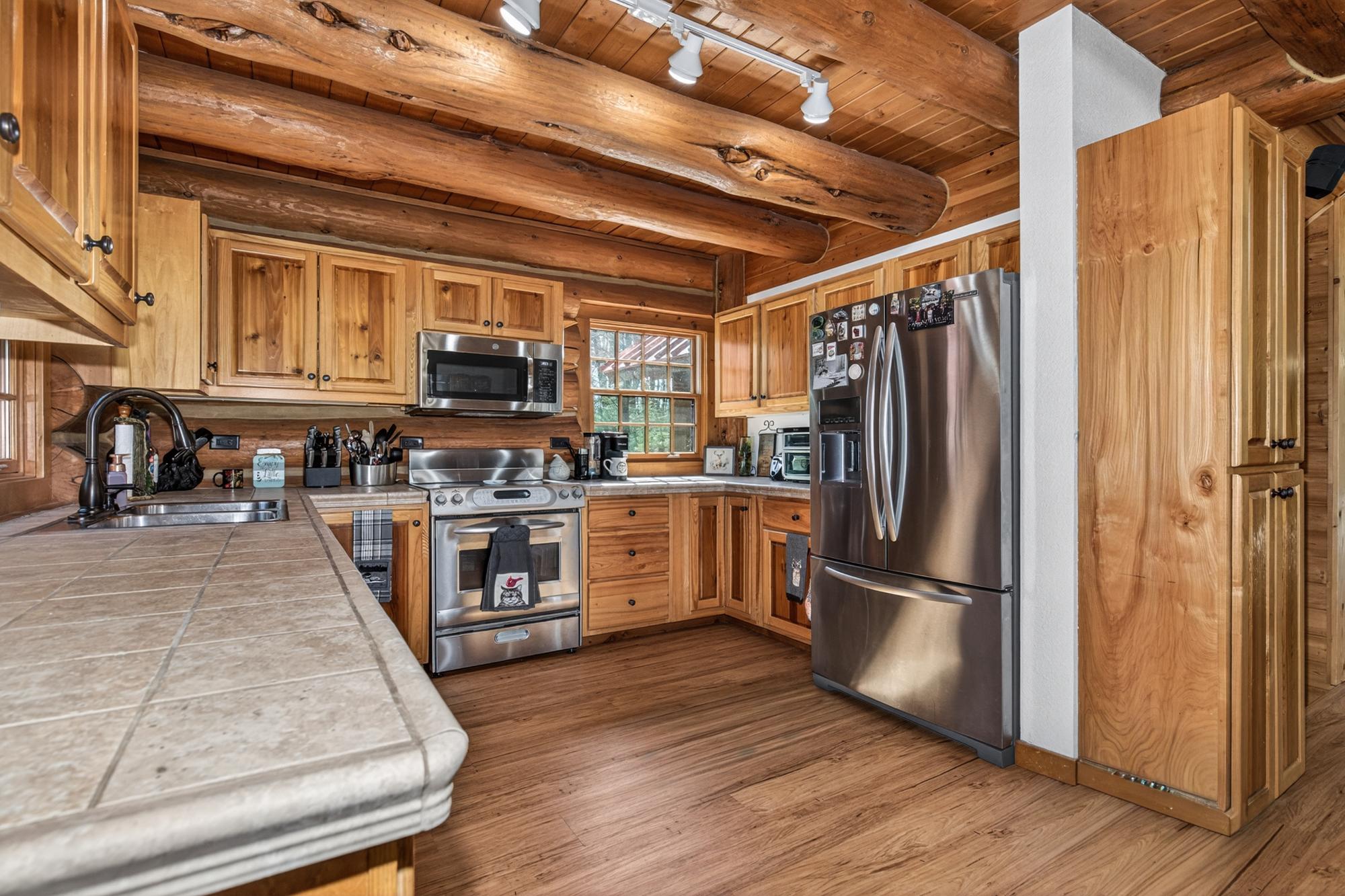 Little Bass Lake Property 1289 Gerri Ct Photo 13