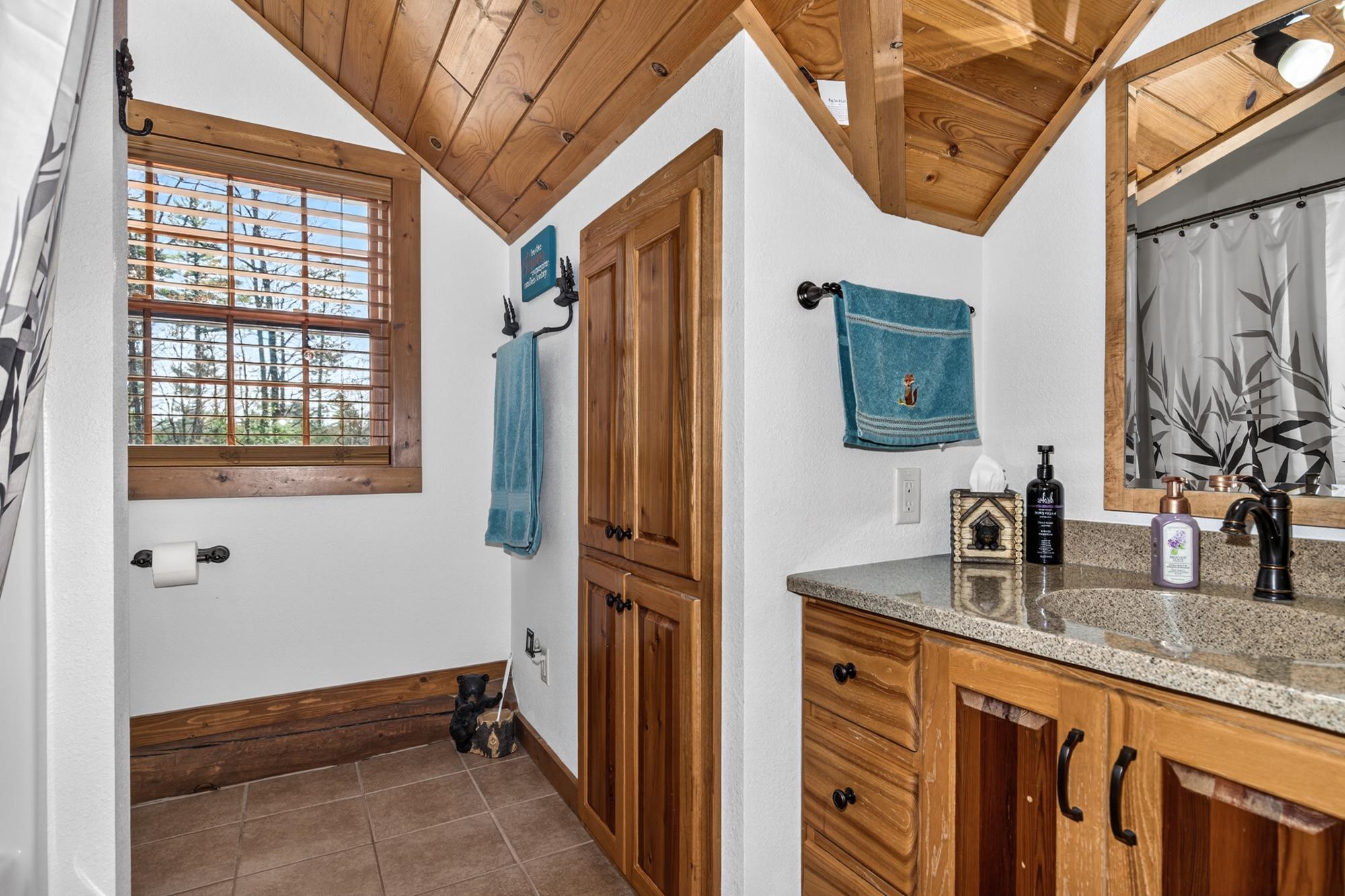 Little Bass Lake Property 1289 Gerri Ct Photo 23