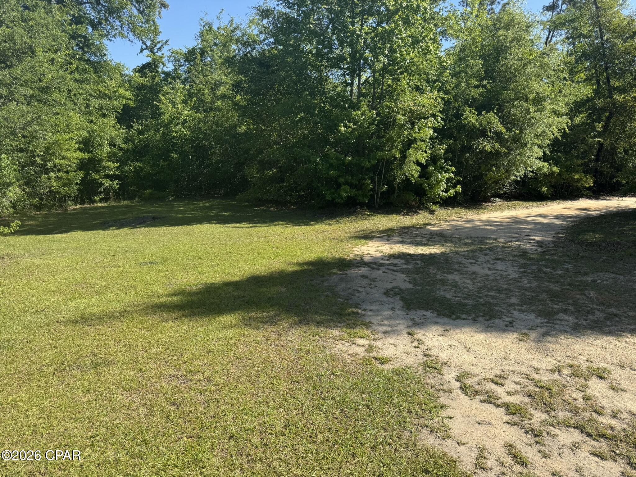 Listing photo id 51 for 3651 River Road