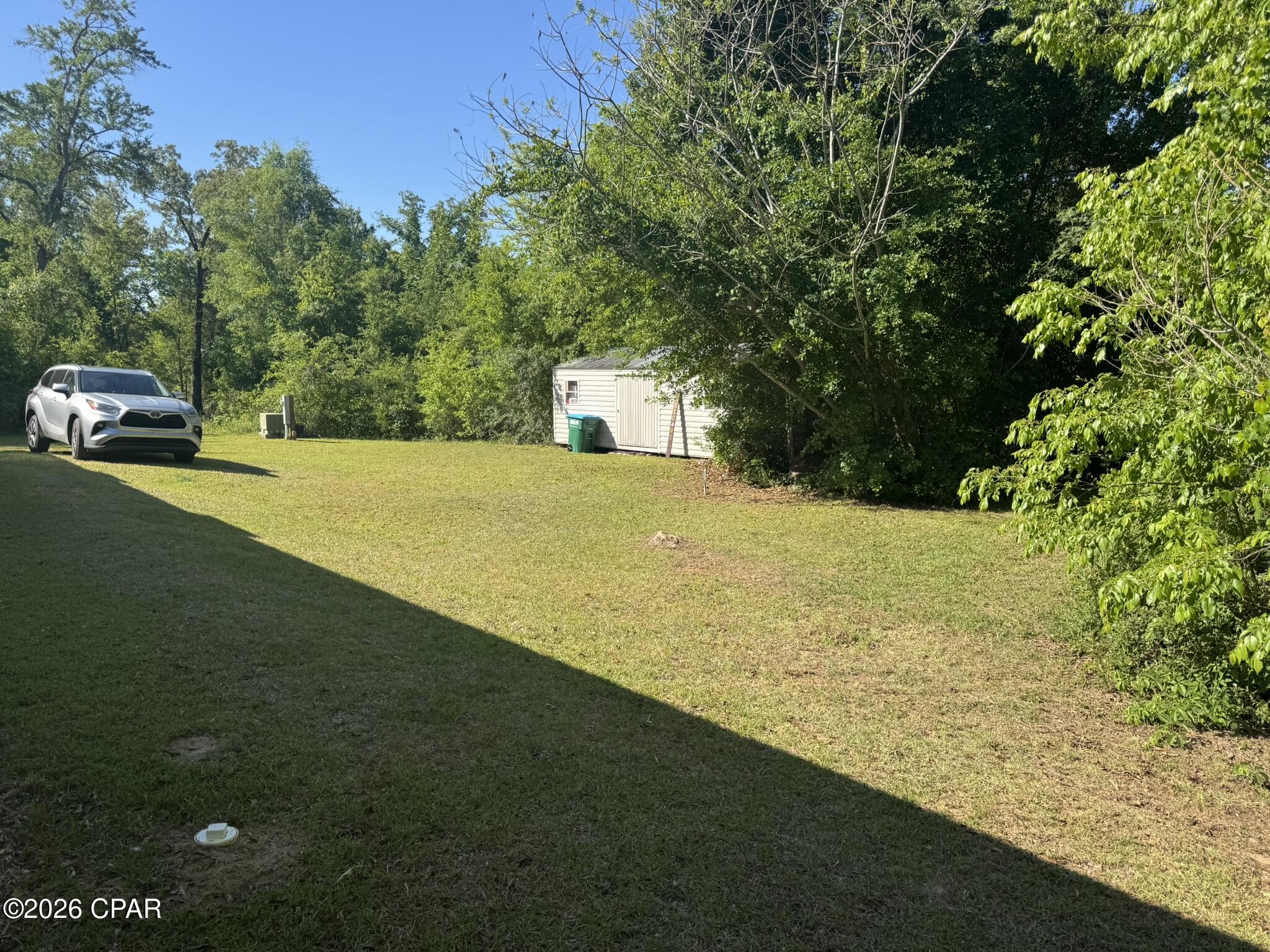 Listing photo id 53 for 3651 River Road