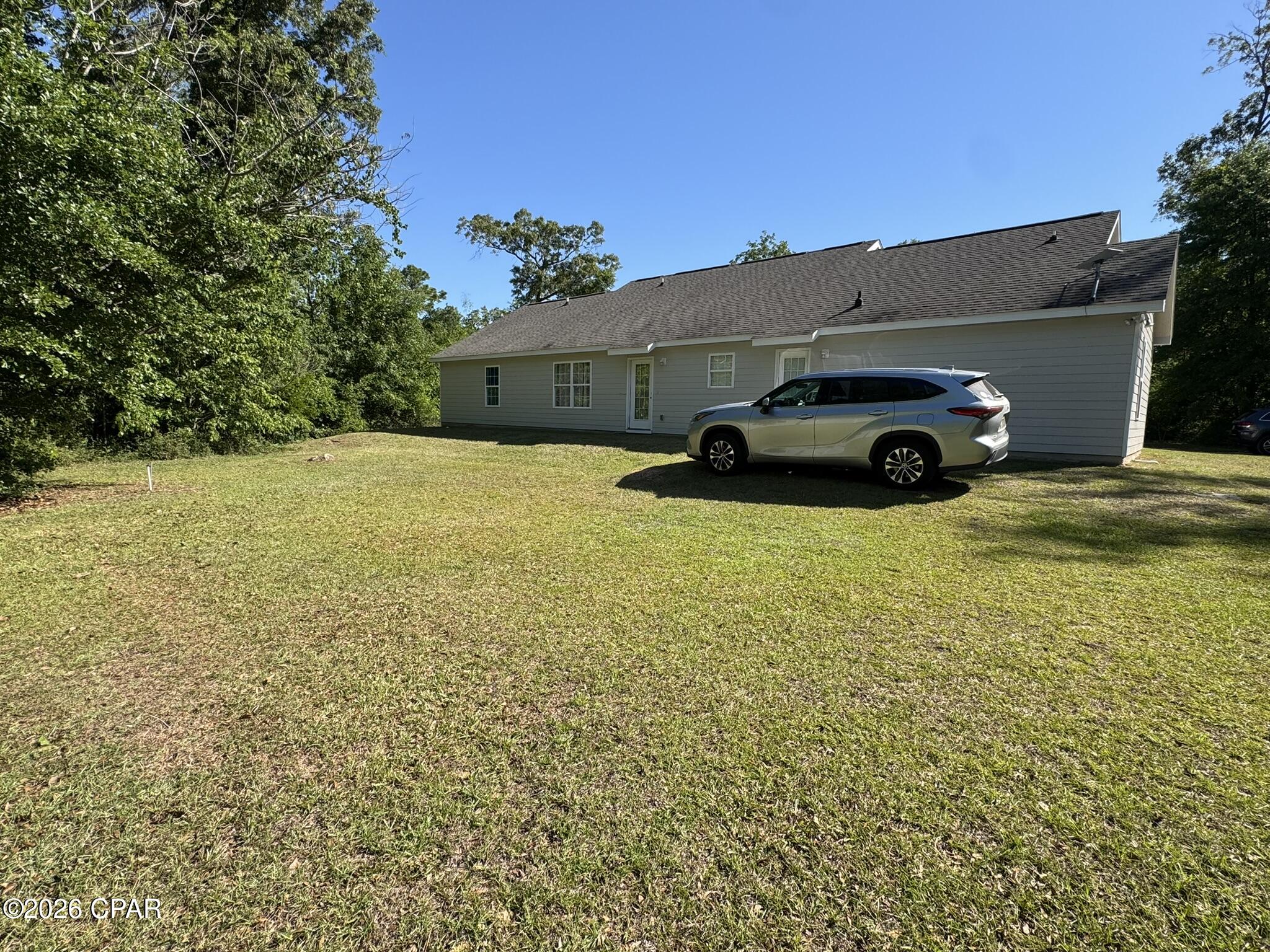 Listing photo id 56 for 3651 River Road