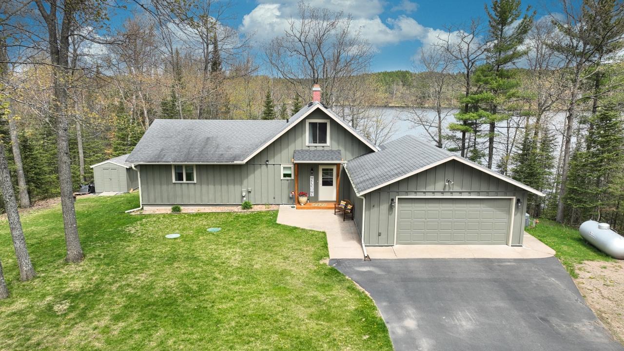 Lake of the Hills house picture