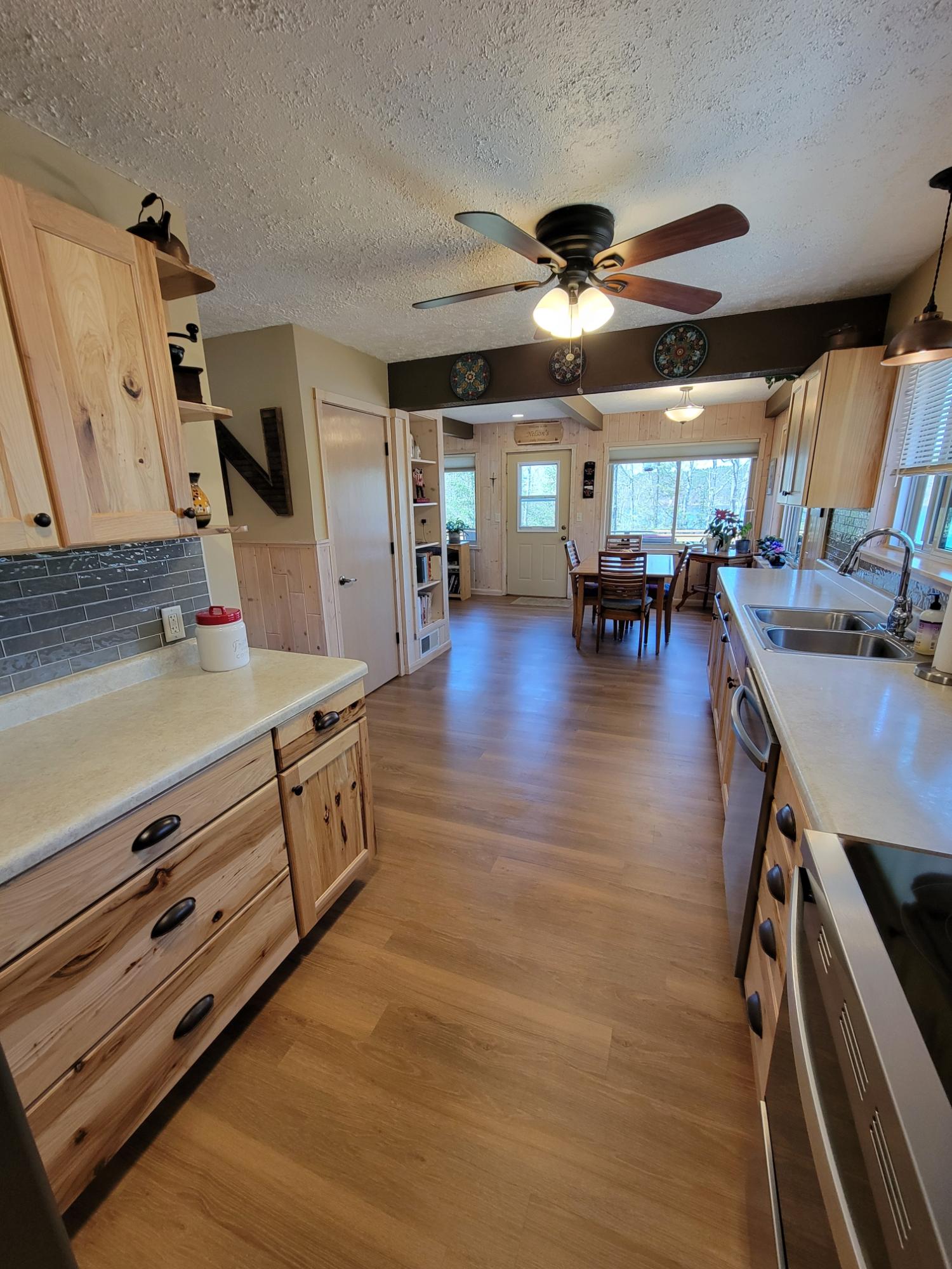 Lake of the Hills Property 4610 Tanglewood Dr Photo 16
