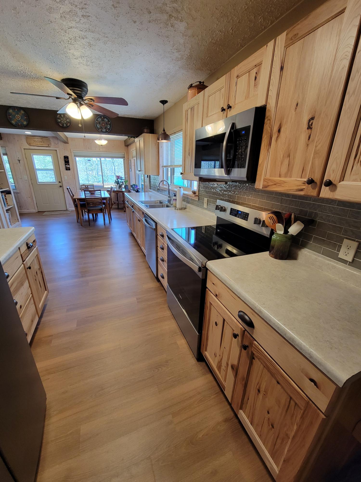 Lake of the Hills Property 4610 Tanglewood Dr Photo 9