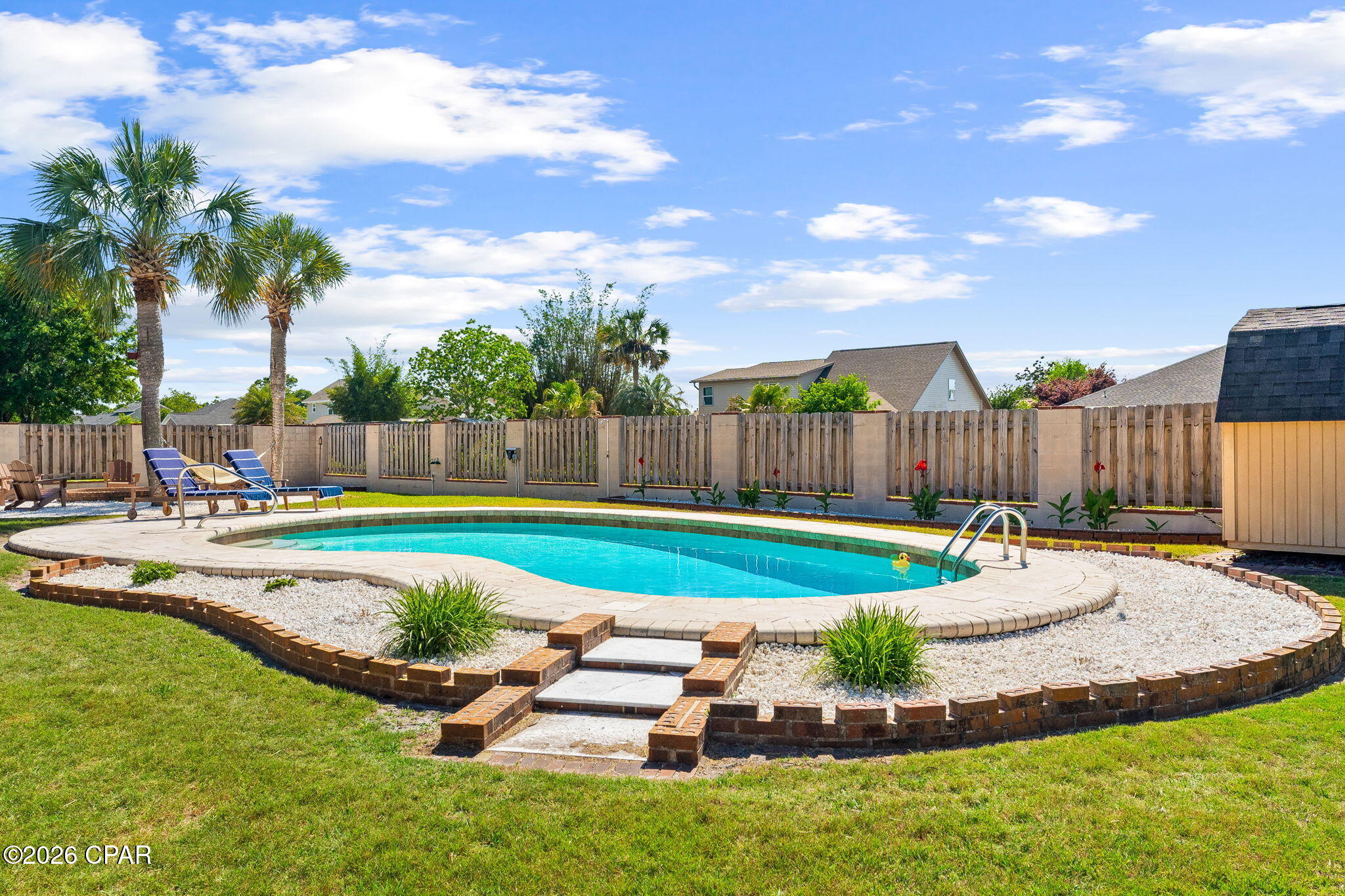 Image 2 For 157 Candlewick Circle