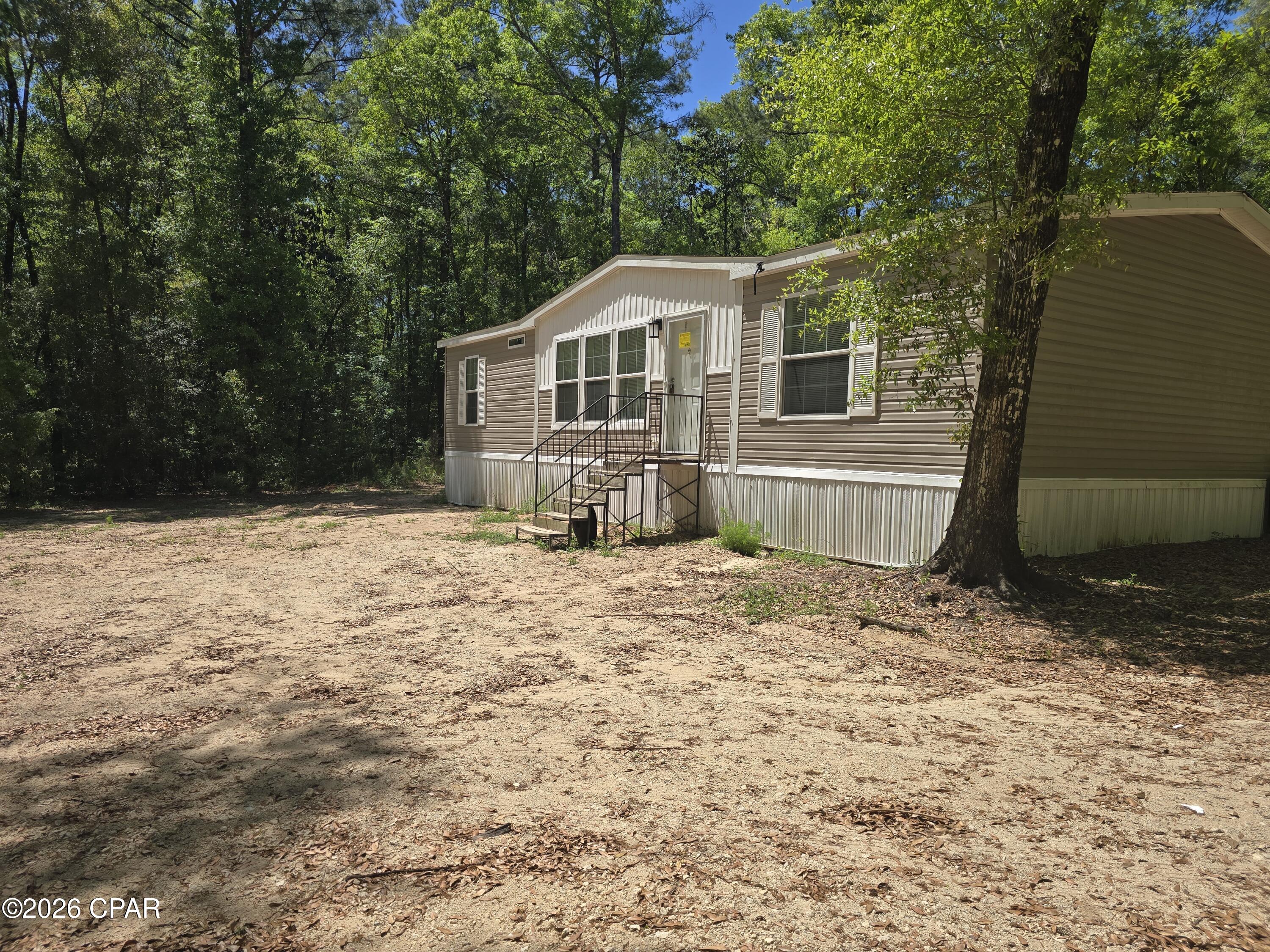 Homes for sale in Ponce De Leon, FL | 319 Clyde Brown Rd, Ponce De Leon, FL 32455 | MLS# 788791